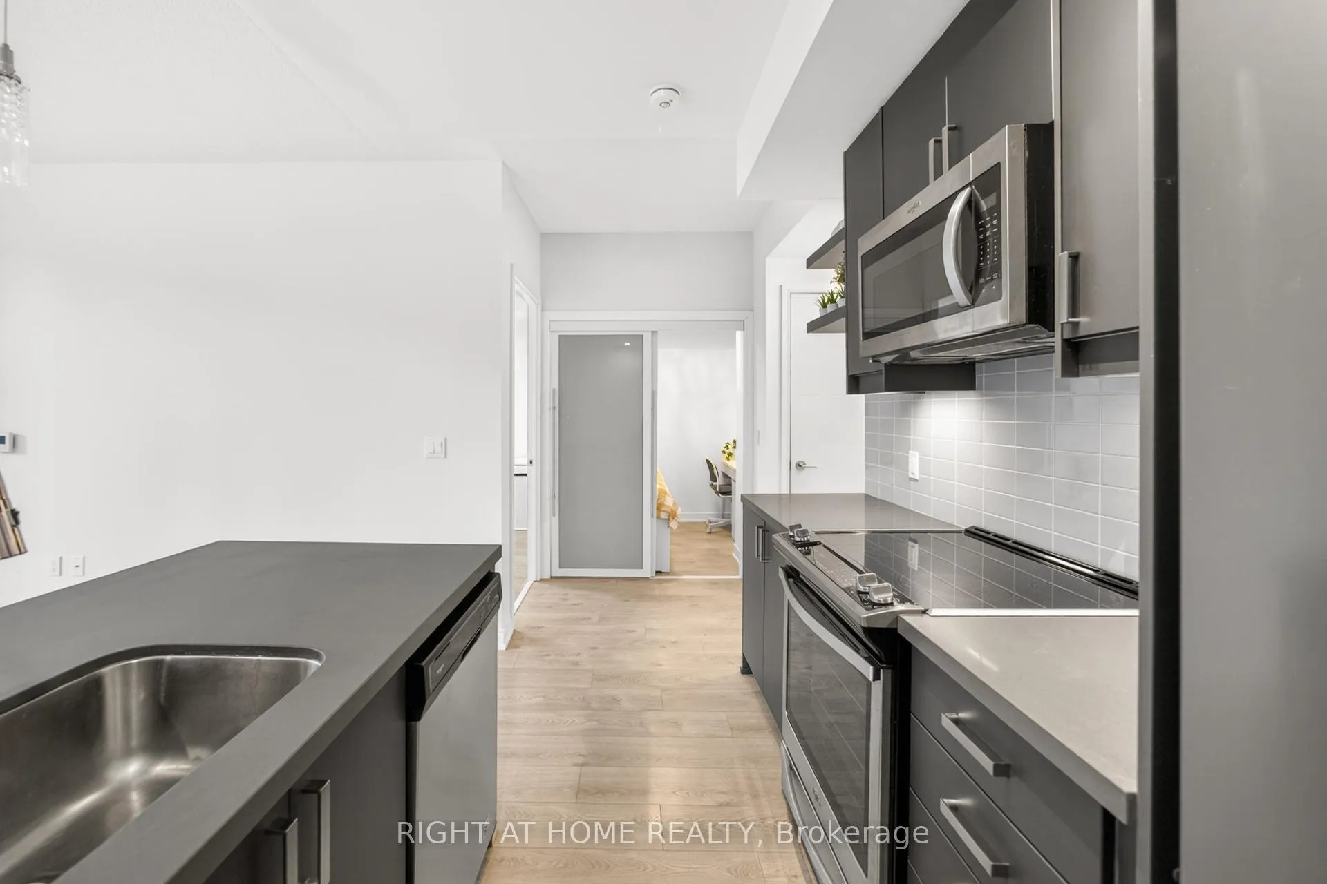 Photo 14 of Unit 503, 50 Wellesley Street E, Toronto, Church-Yonge Corridor — HOMEH
