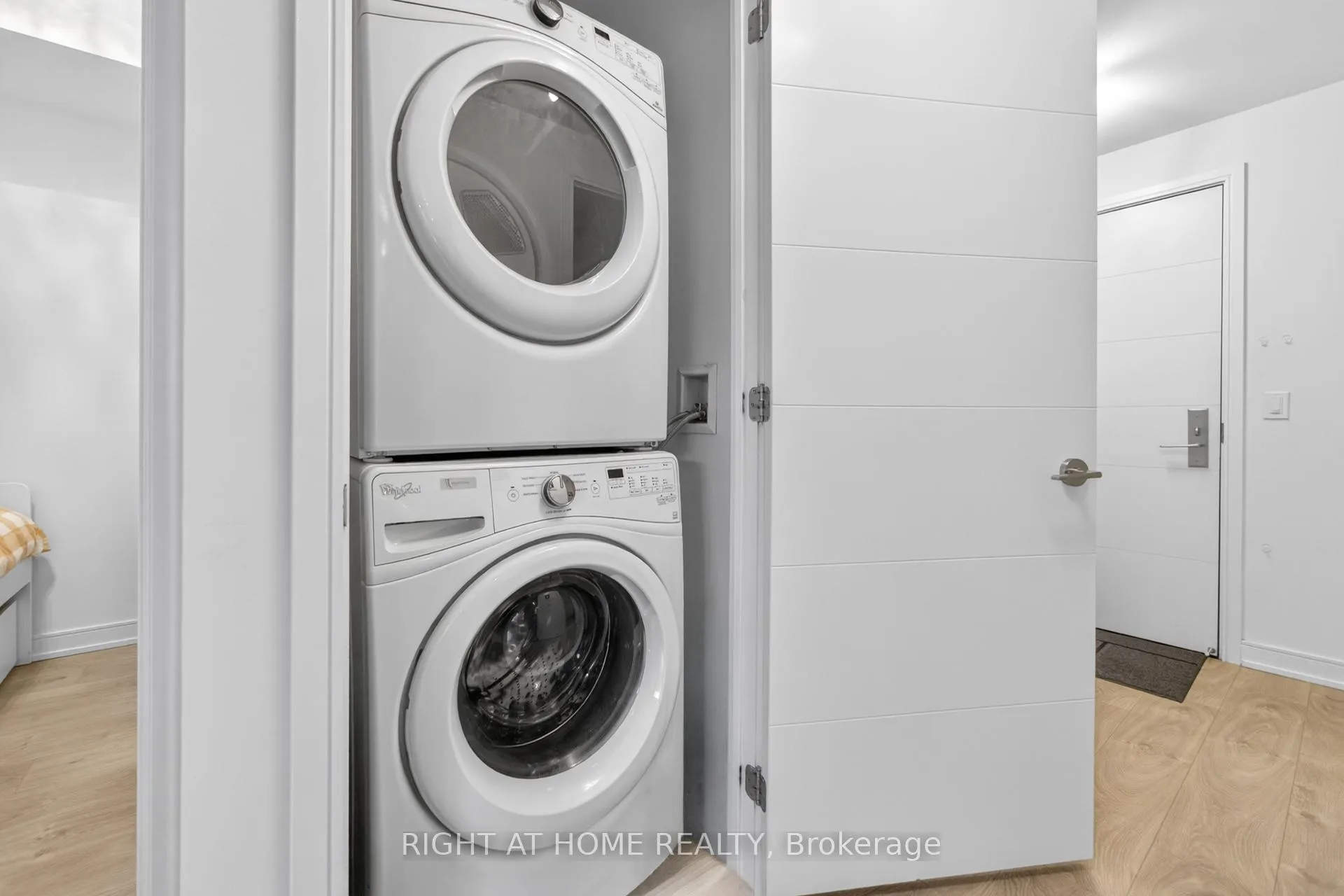 Photo 28 of Unit 503, 50 Wellesley Street E, Toronto, Church-Yonge Corridor — HOMEH