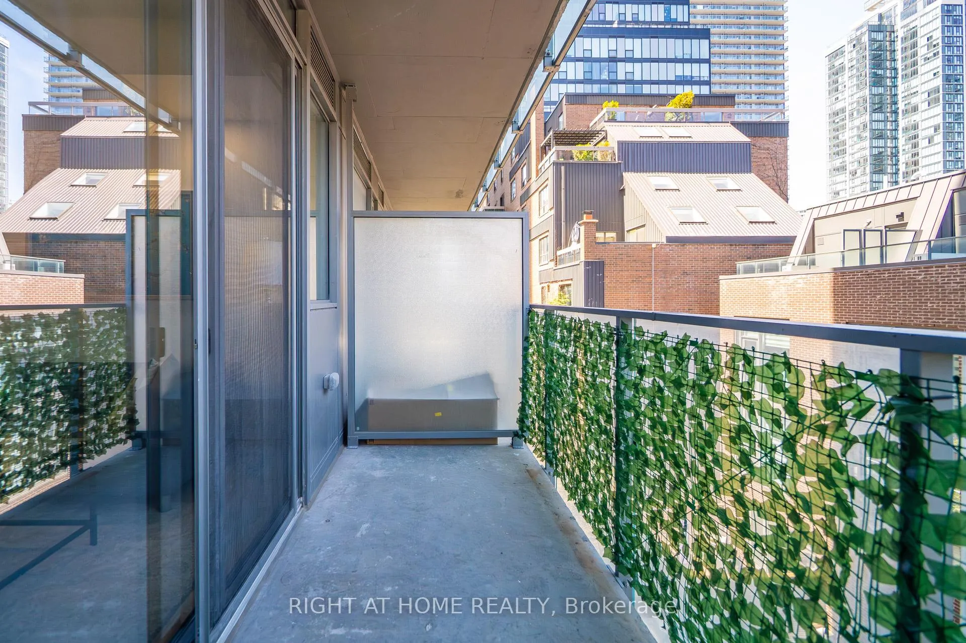 Photo 29 of Unit 503, 50 Wellesley Street E, Toronto, Church-Yonge Corridor — HOMEH