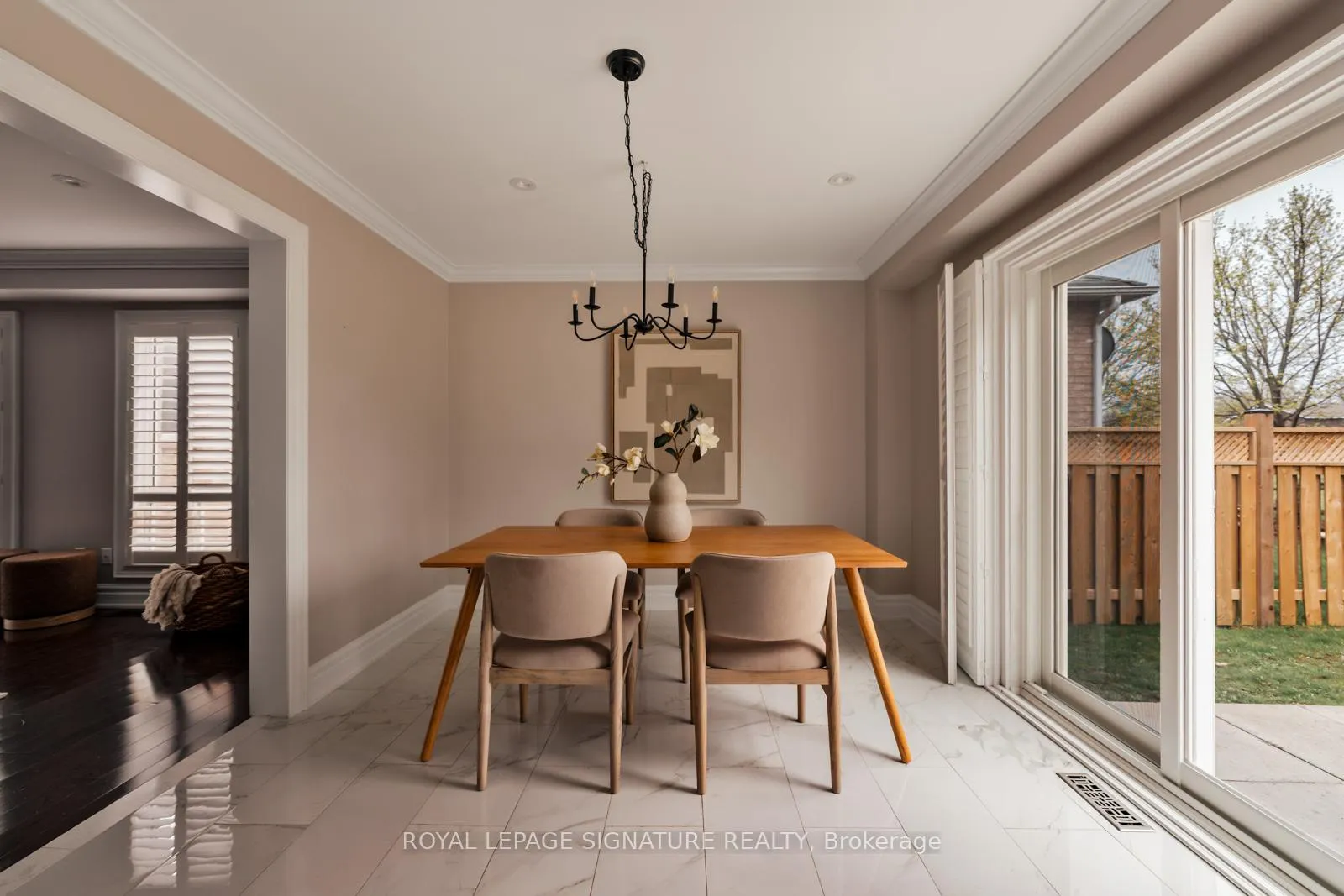 Photo 12 of 44 Eastfield Crescent, Clarington, Courtice — HOMEH