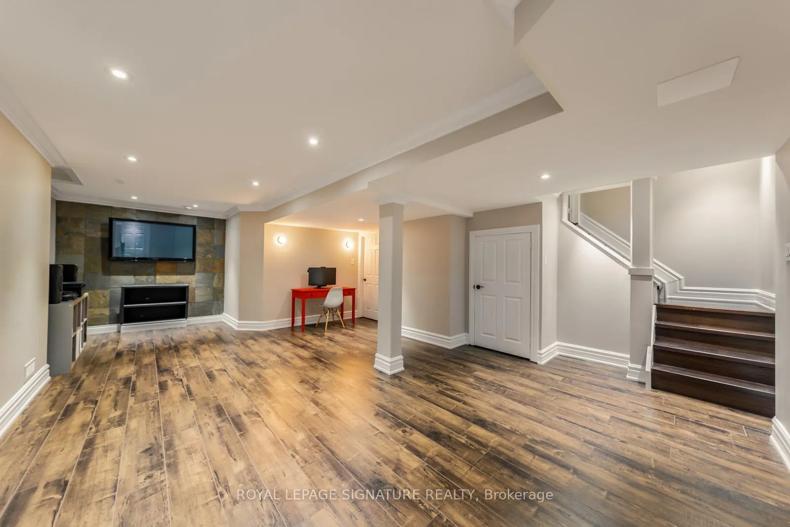 Photo 31 of 44 Eastfield Crescent, Clarington, Courtice — HOMEH