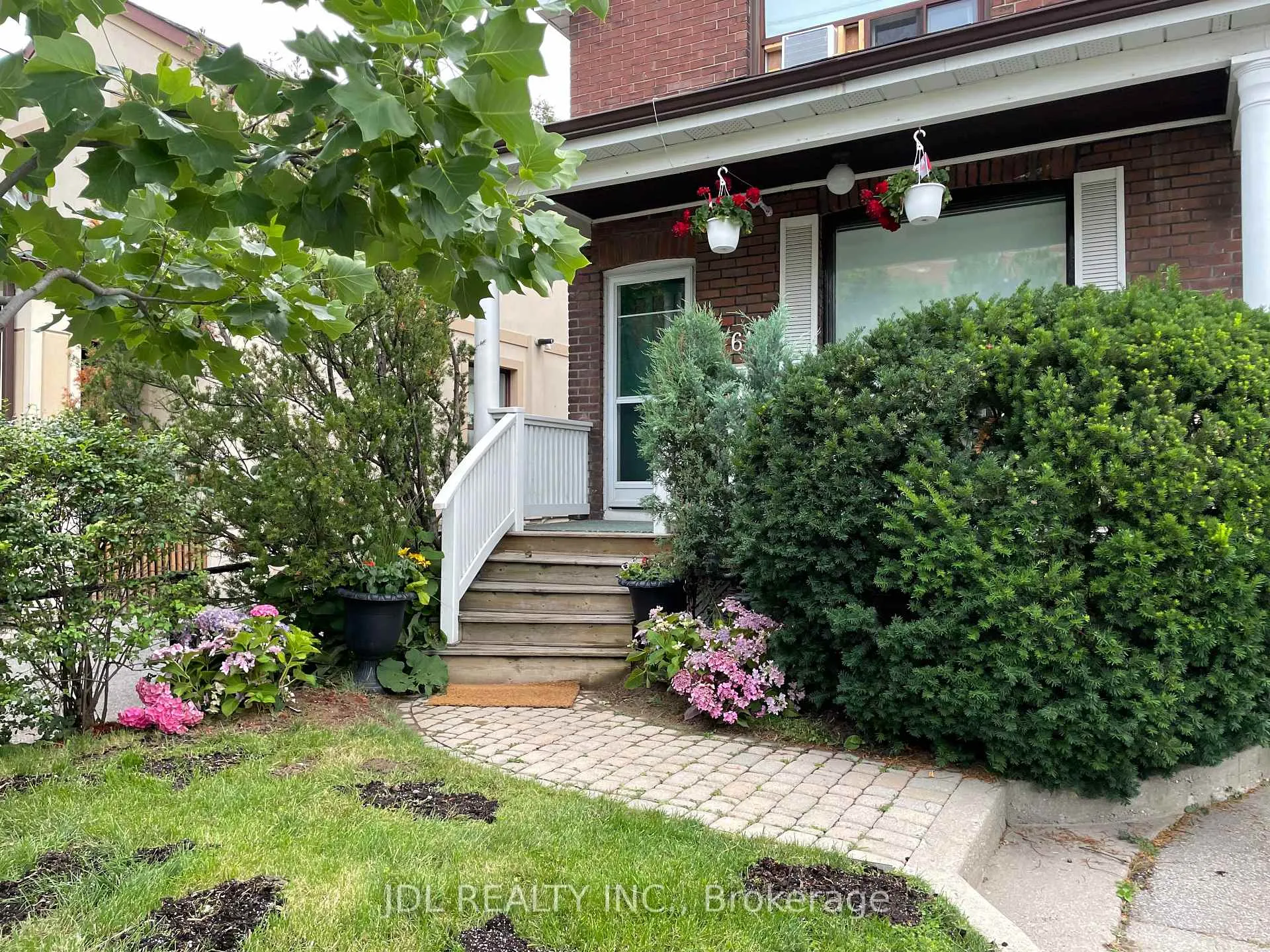 Photo of 61 Guestville Avenue