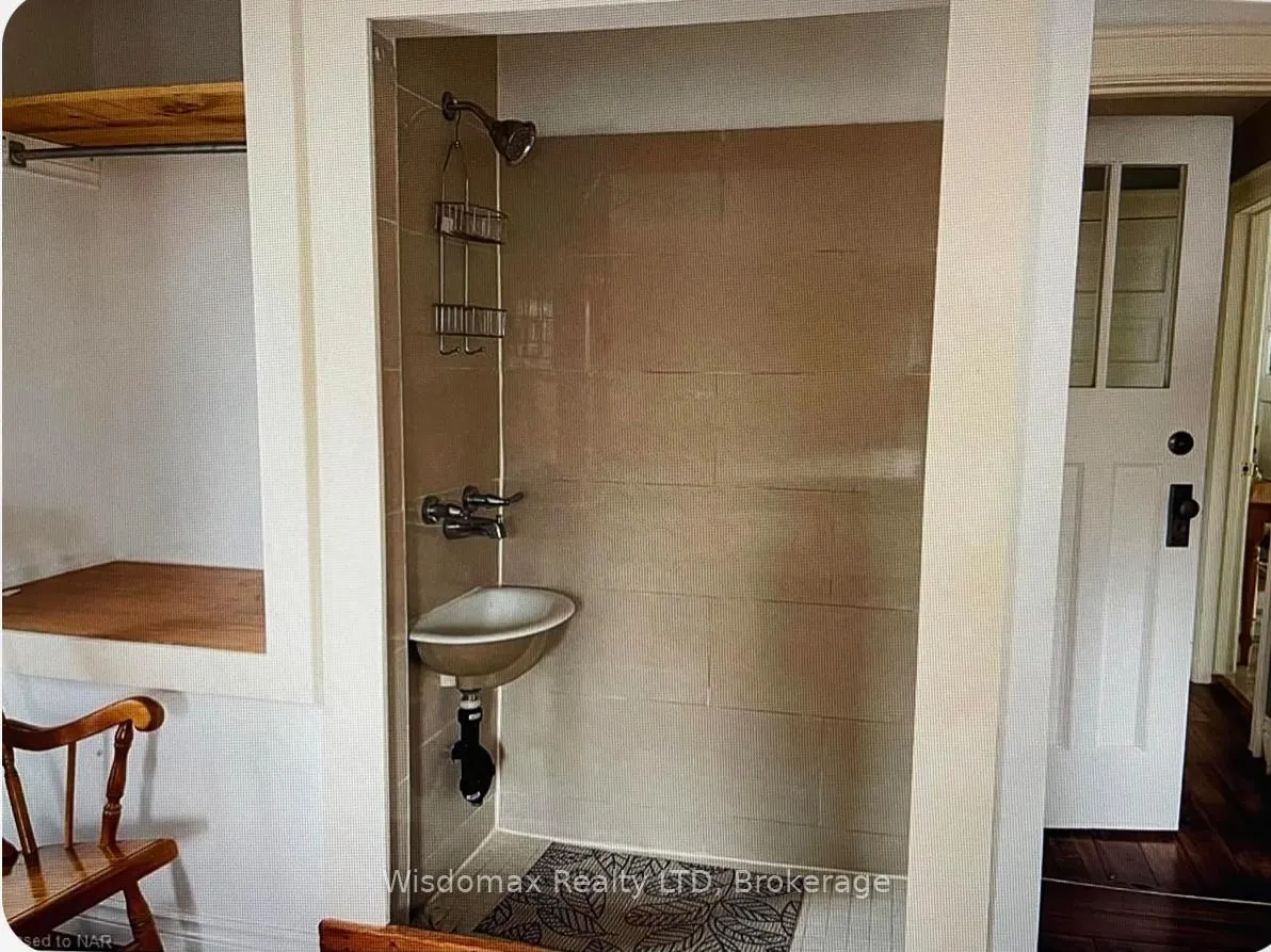 Photo 12 of 4696 Mcdougall Crescent, Niagara Falls, Downtown — HOMEH