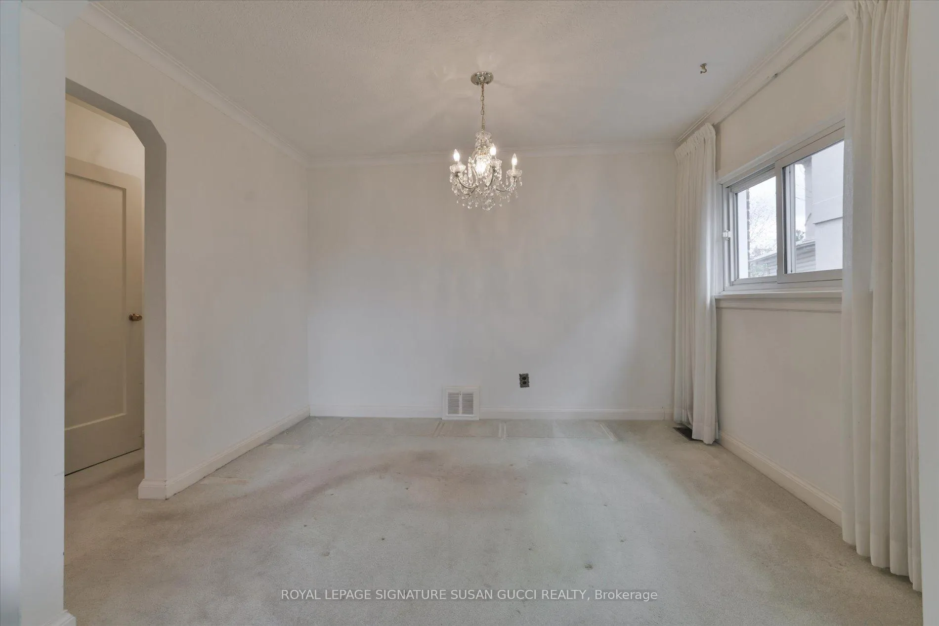 Photo 6 of 45 Joanith Drive, Toronto, O'Connor-Parkview — HOMEH