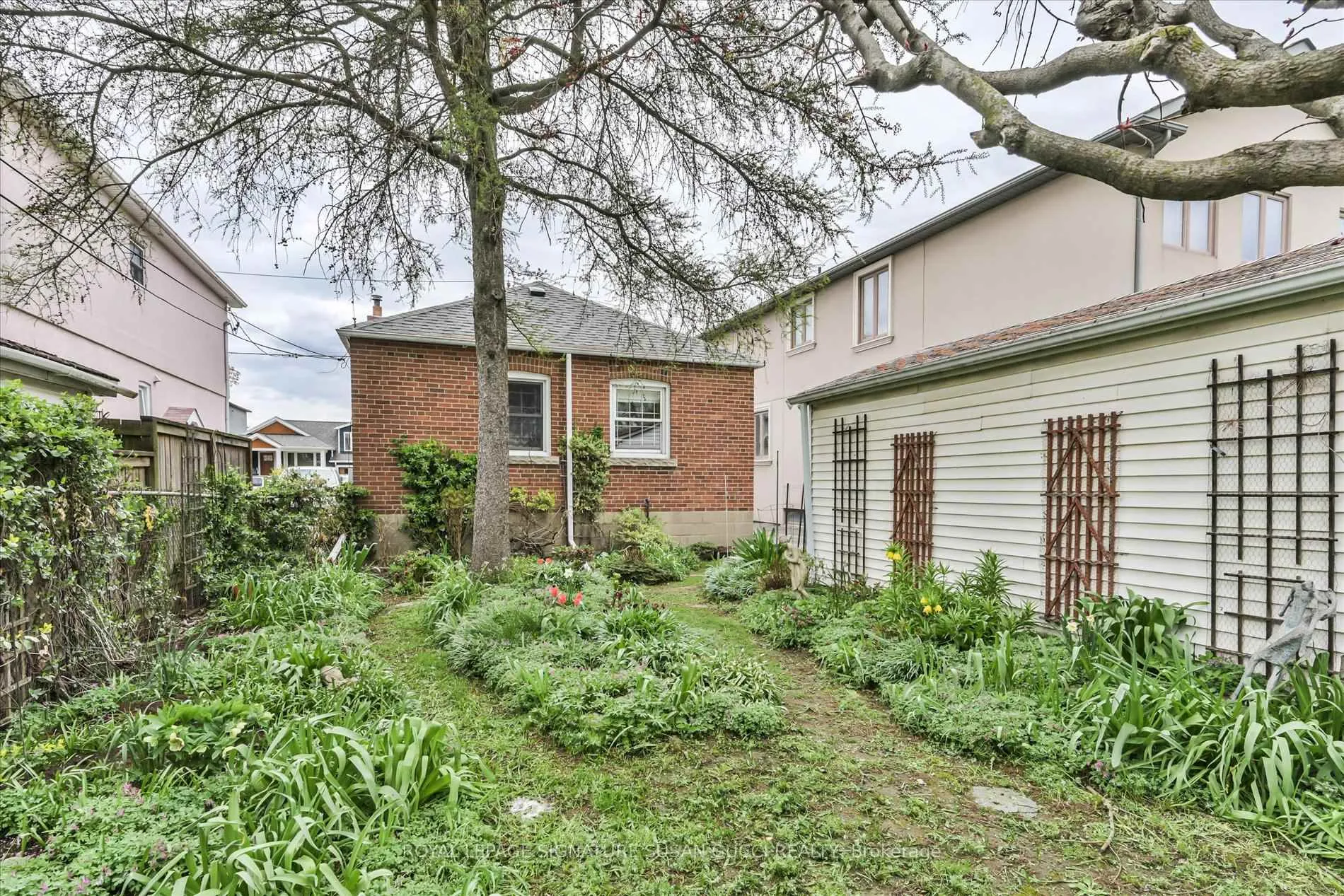 Photo 24 of 45 Joanith Drive, Toronto, O'Connor-Parkview — HOMEH