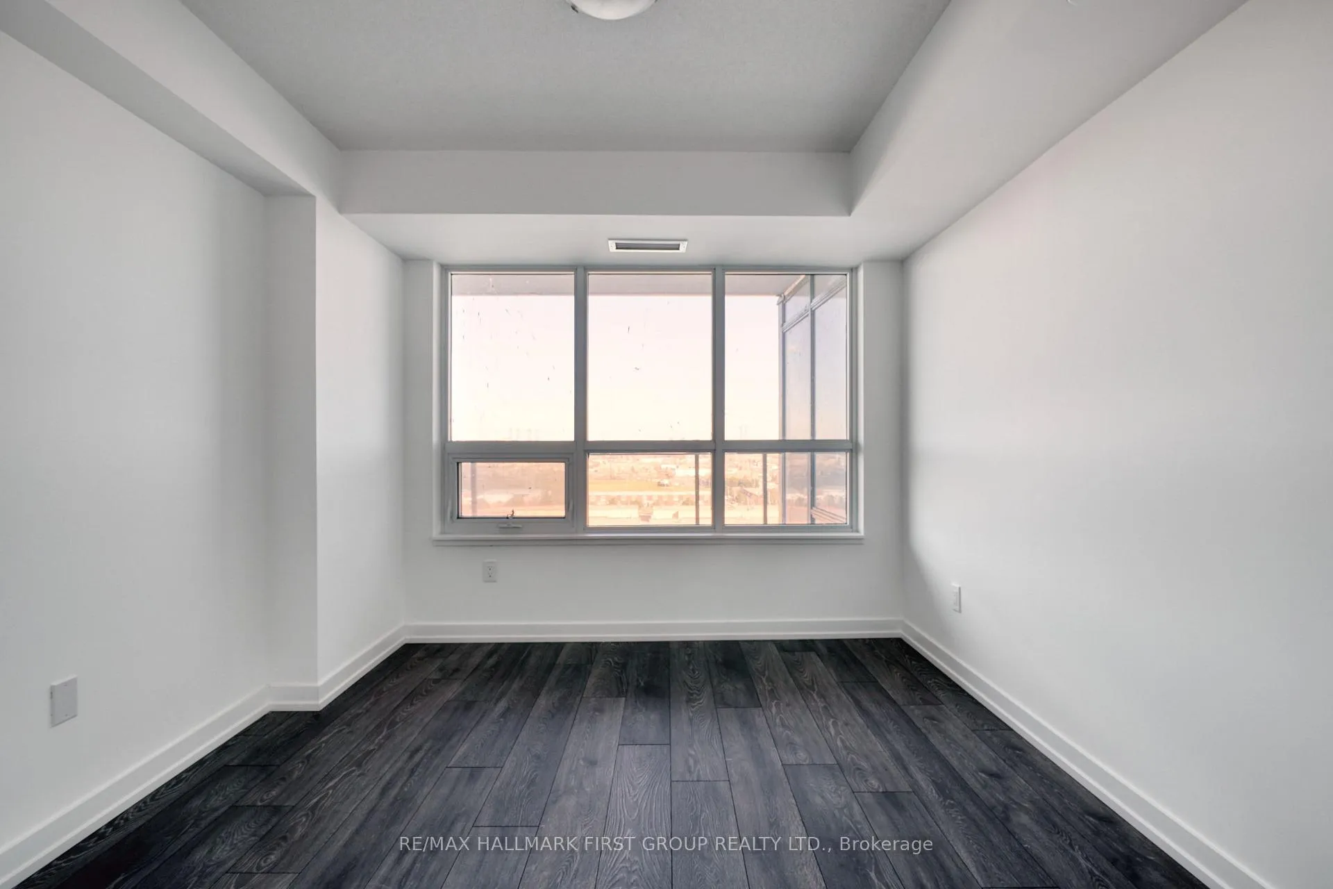 Photo 11 of Unit 1411, 1455 Celebration Drive, Pickering, Bay Ridges — HOMEH