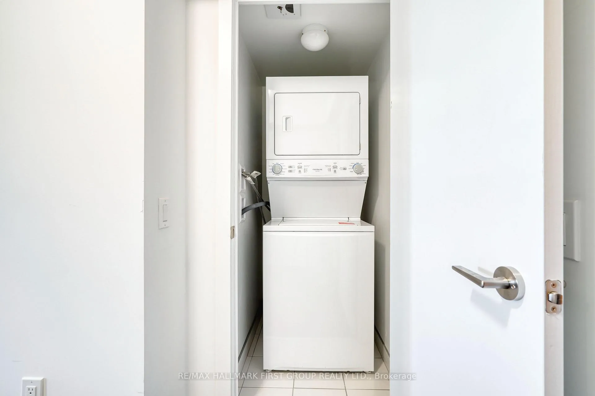Photo 12 of Unit 1411, 1455 Celebration Drive, Pickering, Bay Ridges — HOMEH