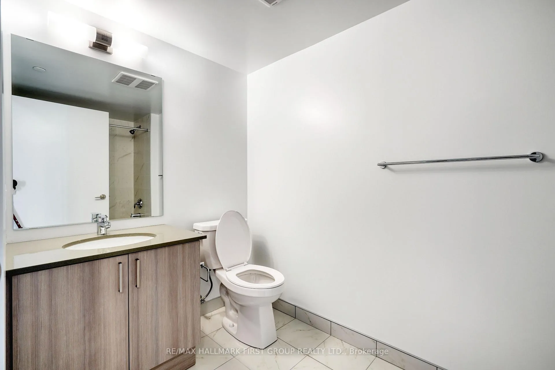Photo 13 of Unit 1411, 1455 Celebration Drive, Pickering, Bay Ridges — HOMEH