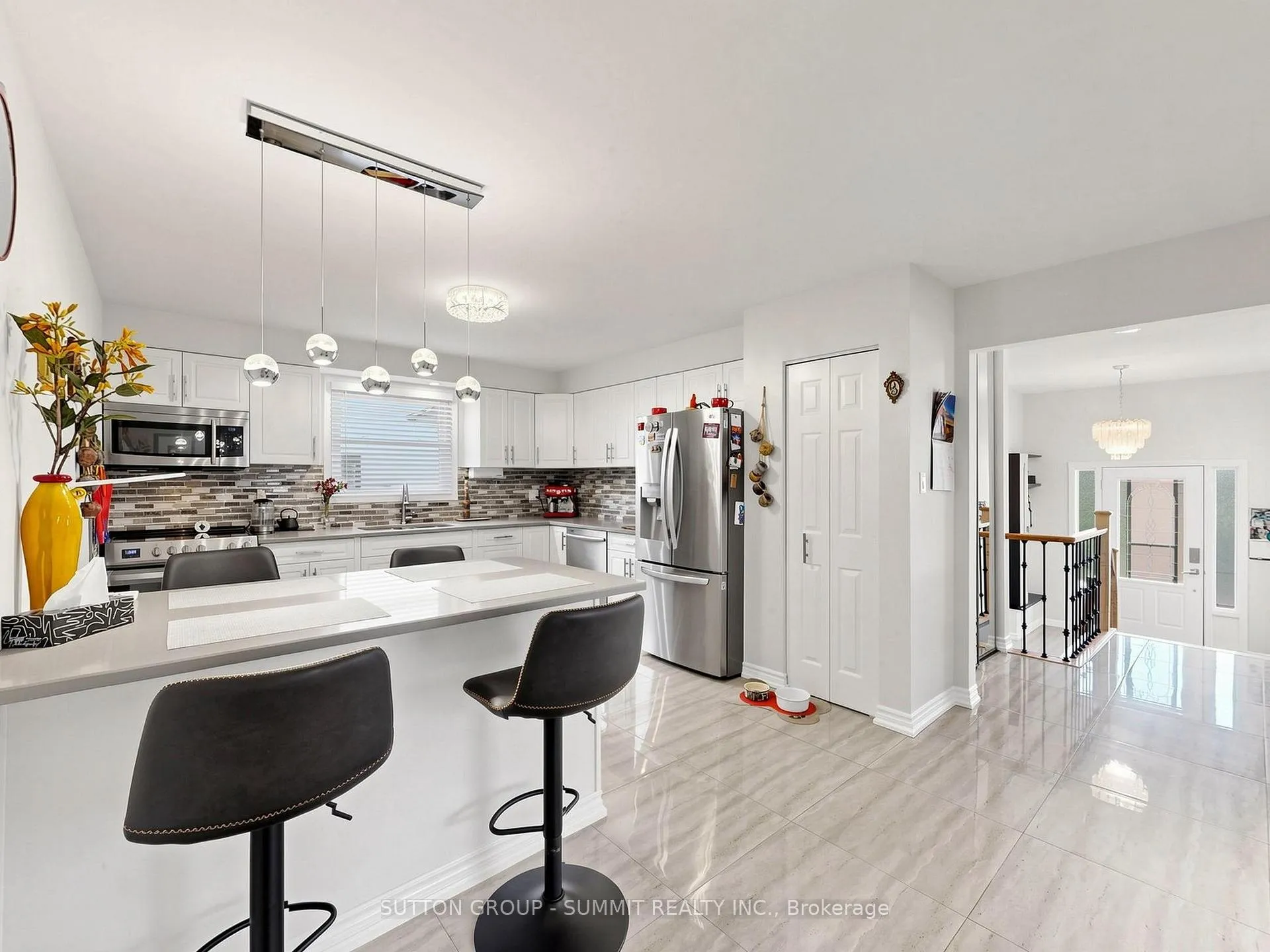 Photo 14 of 32 Harbrite Drive, Hamilton, Stoney Creek — HOMEH