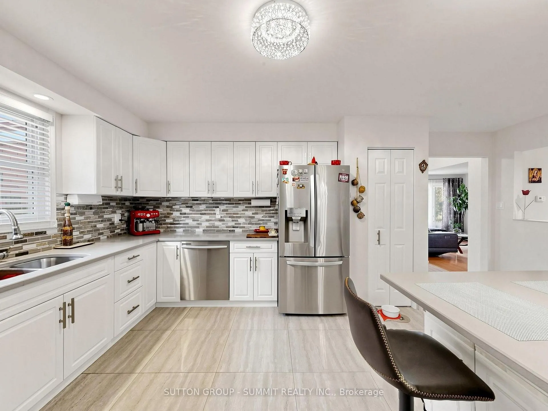 Photo 16 of 32 Harbrite Drive, Hamilton, Stoney Creek — HOMEH