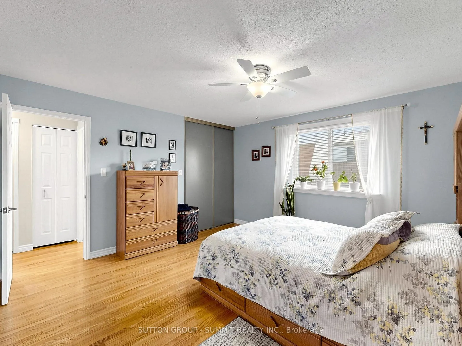 Photo 19 of 32 Harbrite Drive, Hamilton, Stoney Creek — HOMEH