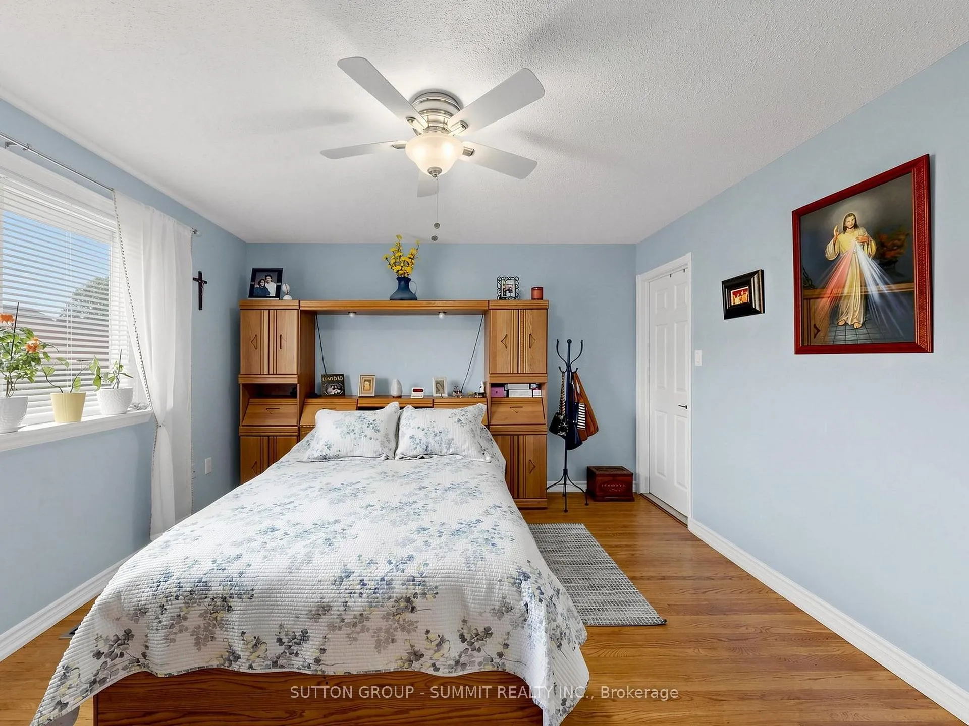 Photo 21 of 32 Harbrite Drive, Hamilton, Stoney Creek — HOMEH