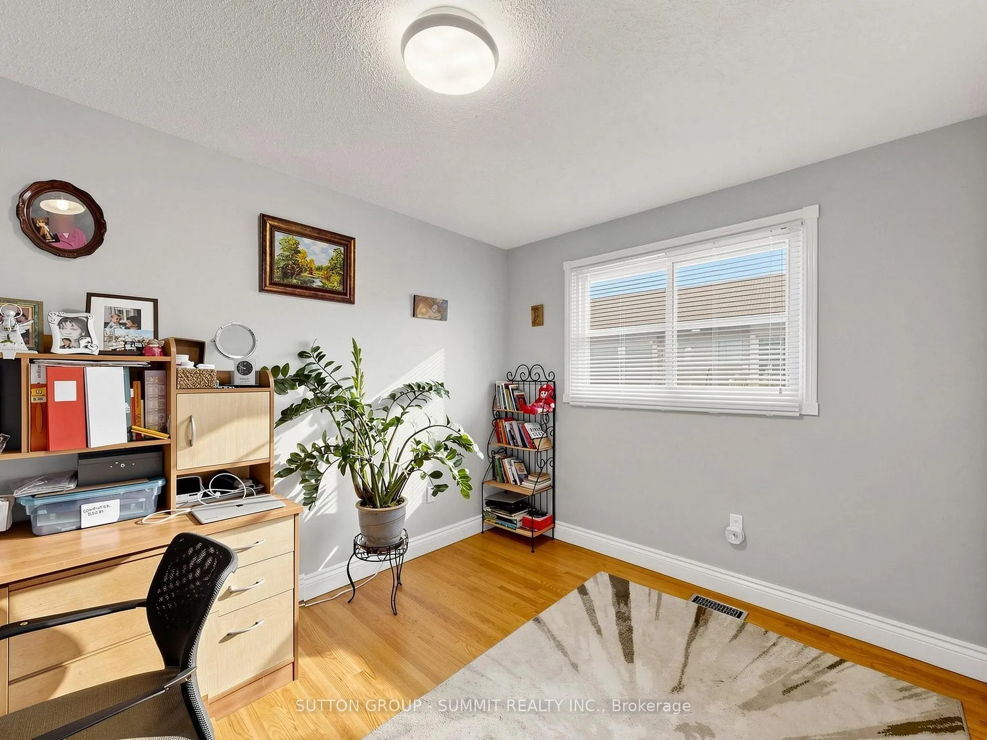 Photo 23 of 32 Harbrite Drive, Hamilton, Stoney Creek — HOMEH