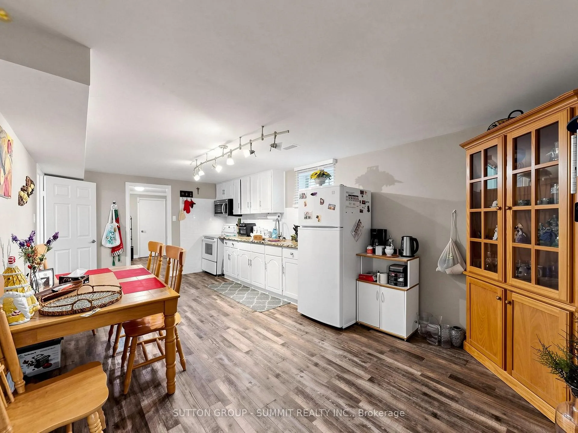 Photo 40 of 32 Harbrite Drive, Hamilton, Stoney Creek — HOMEH