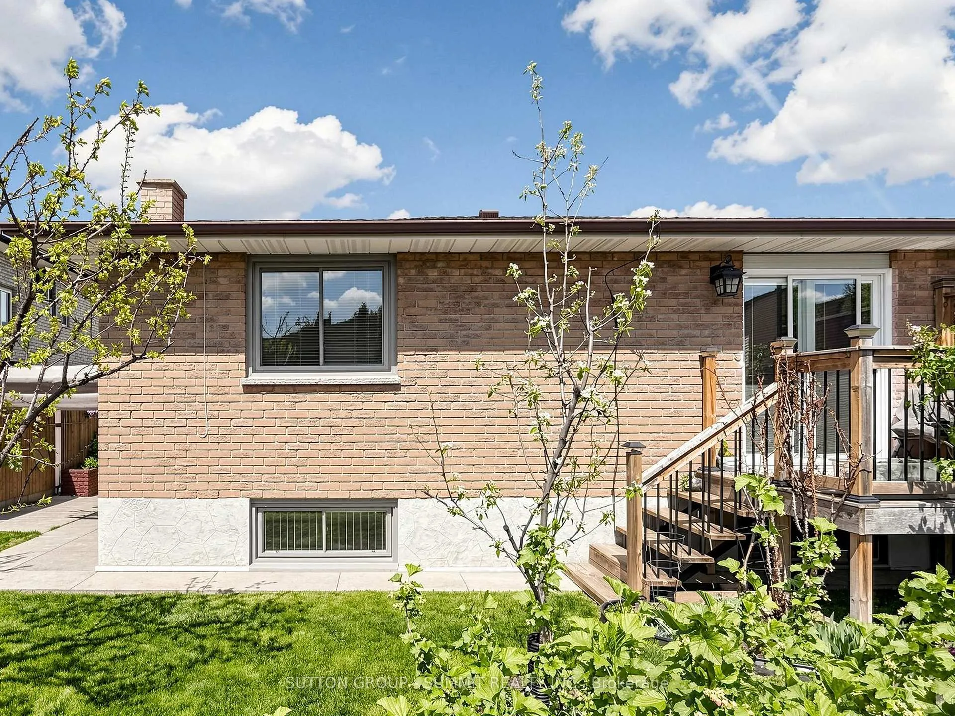 Photo 46 of 32 Harbrite Drive, Hamilton, Stoney Creek — HOMEH