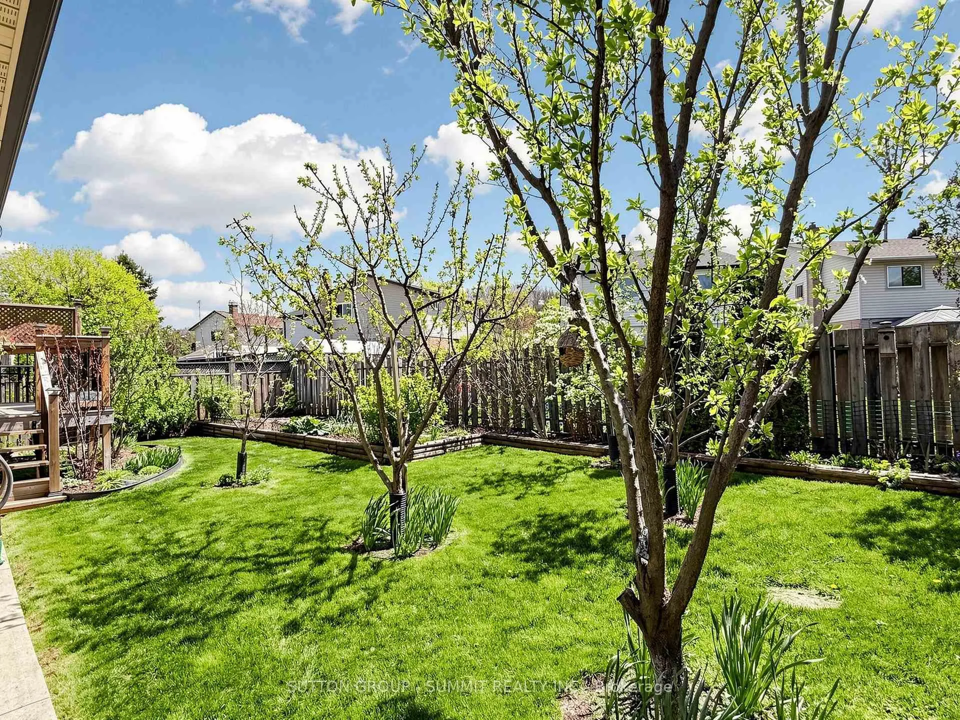 Photo 48 of 32 Harbrite Drive, Hamilton, Stoney Creek — HOMEH