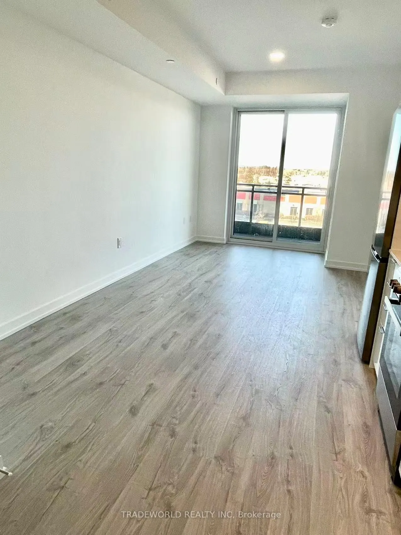 Photo 2 of Unit B611, 9751 Markham Road, Markham, Greensborough — HOMEH