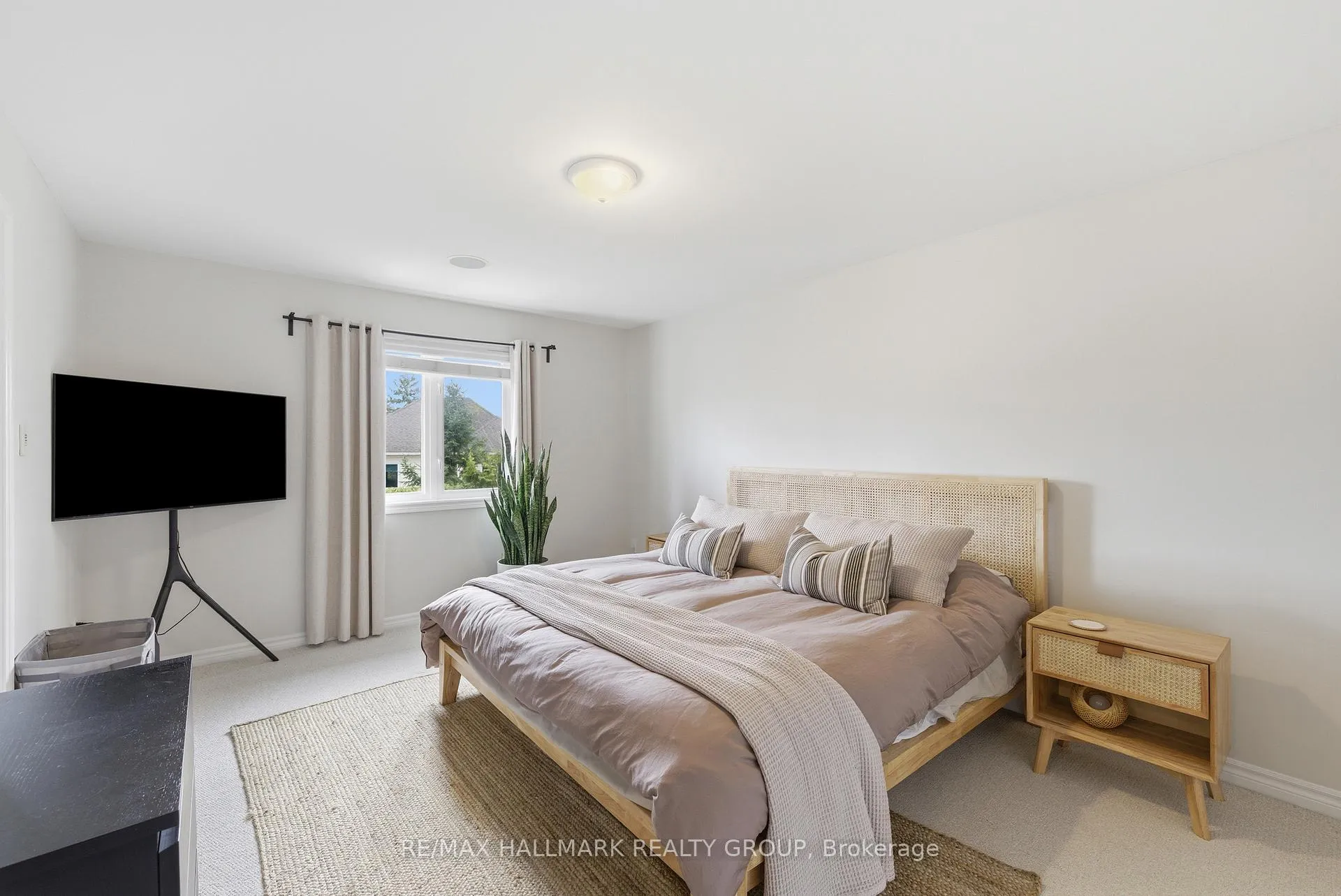 Photo 19 of 266 Tandalee Crescent, Ottawa, Kanata - Emerald Meadows/Trailwest — HOMEH