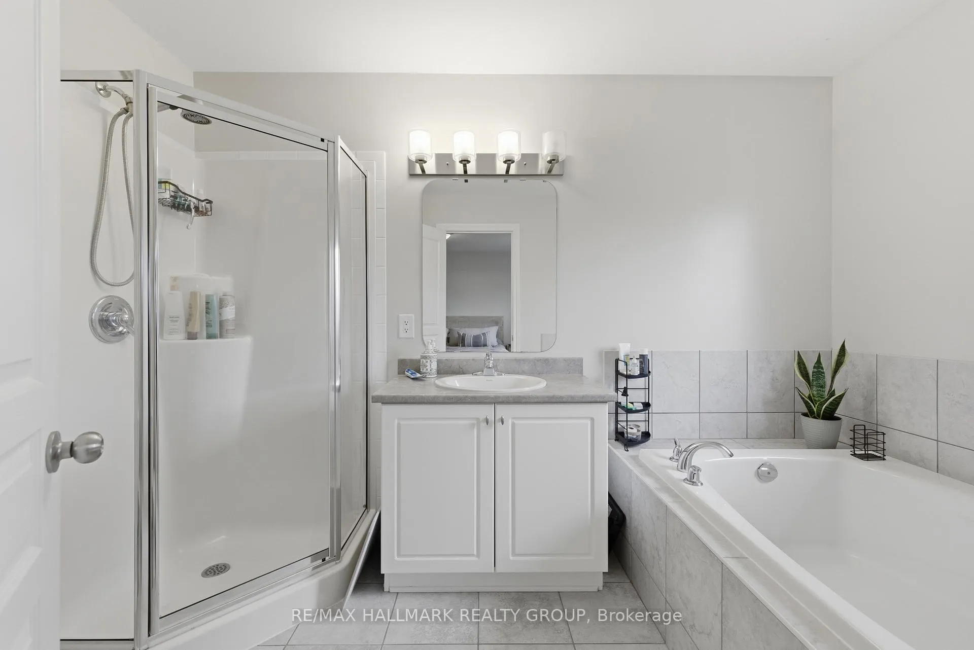 Photo 21 of 266 Tandalee Crescent, Ottawa, Kanata - Emerald Meadows/Trailwest — HOMEH