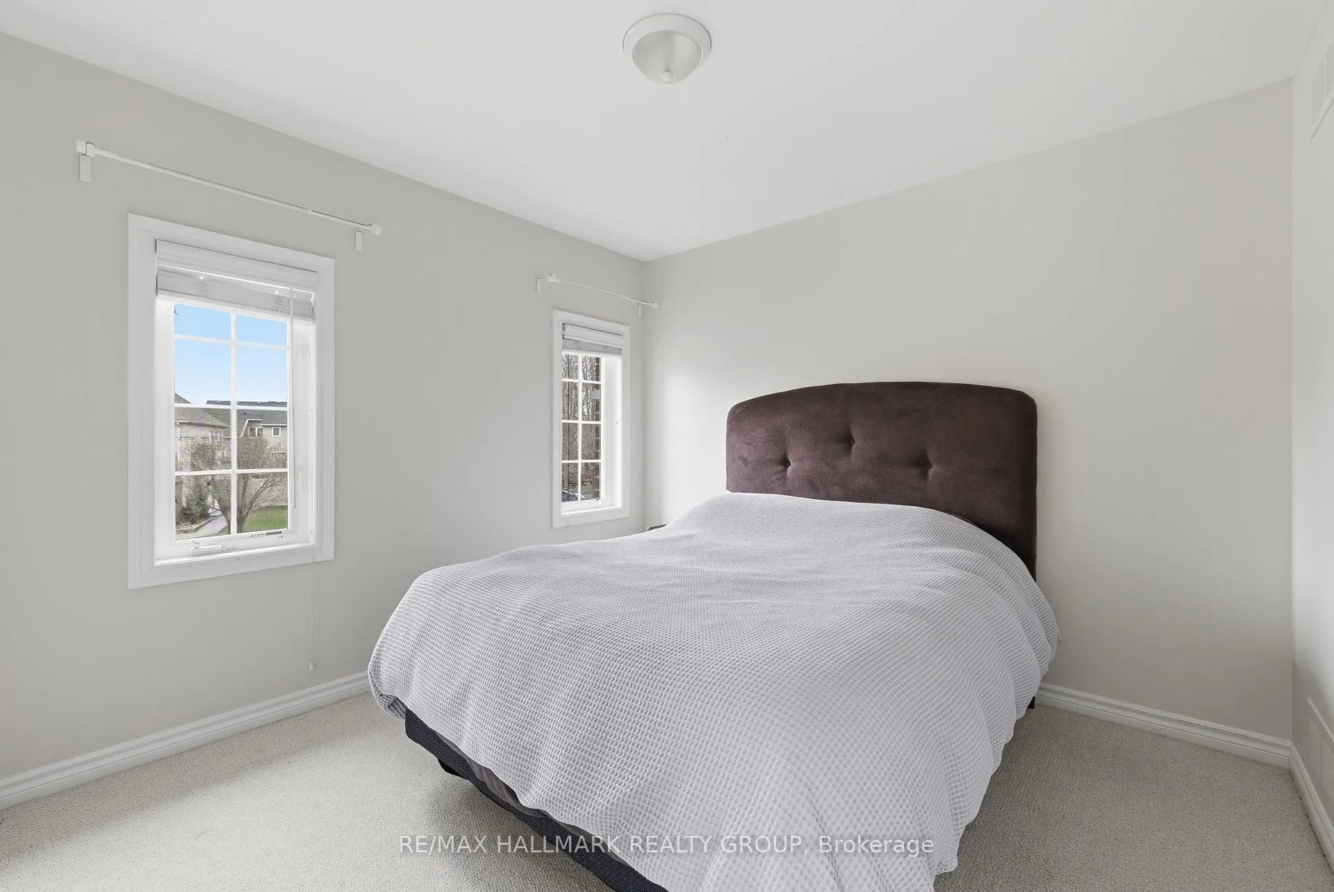 Photo 26 of 266 Tandalee Crescent, Ottawa, Kanata - Emerald Meadows/Trailwest — HOMEH