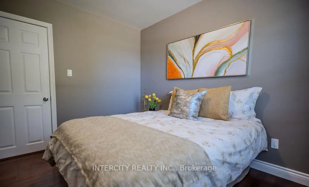 Photo 22 of 631 Trudale Court, Oakville, West — HOMEH
