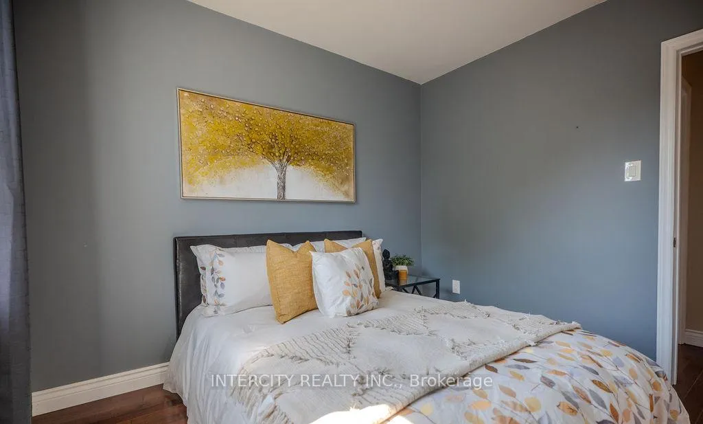 Photo 25 of 631 Trudale Court, Oakville, West — HOMEH