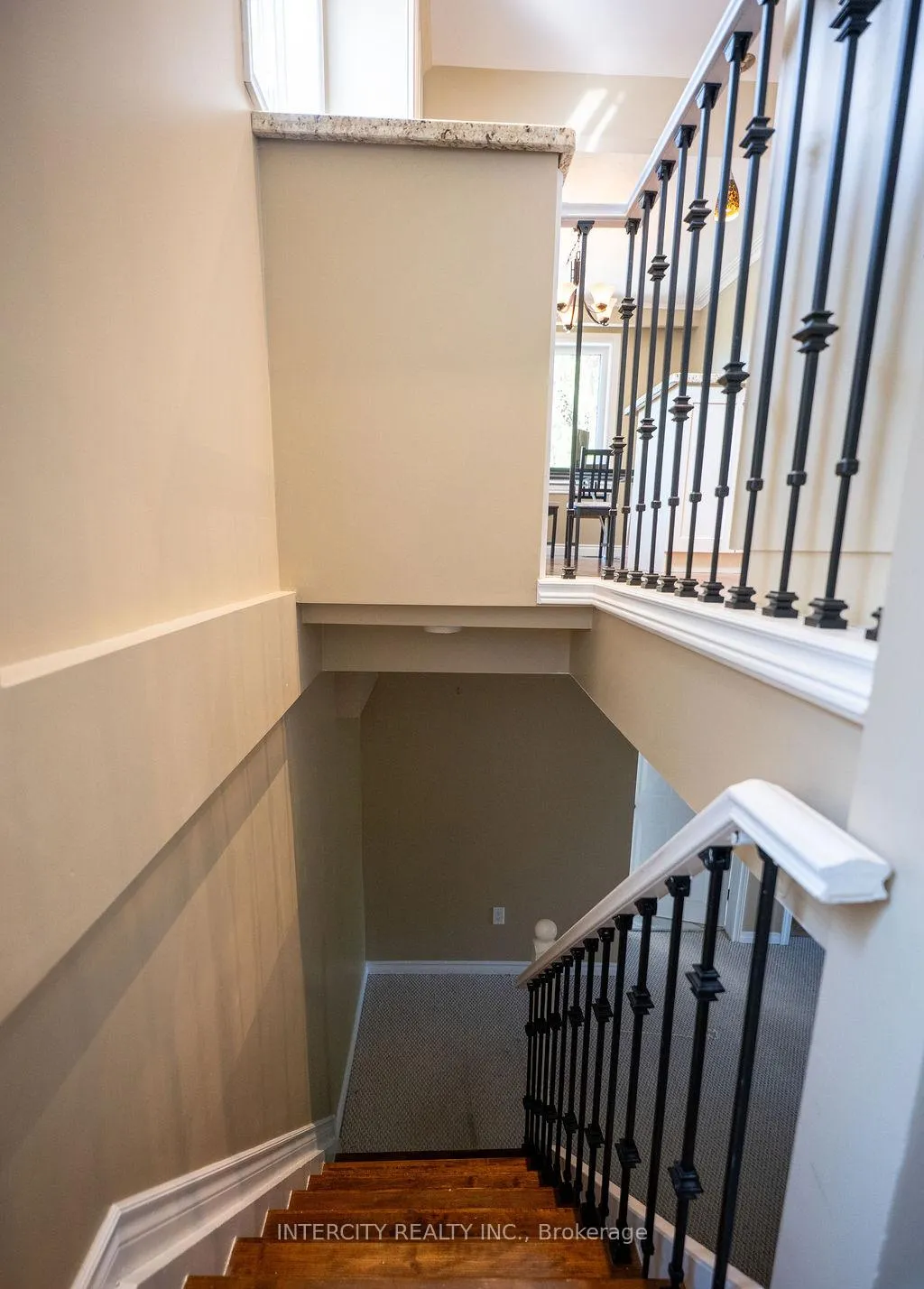 Photo 28 of 631 Trudale Court, Oakville, West — HOMEH