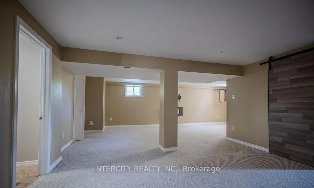 Photo 32 of 631 Trudale Court, Oakville, West — HOMEH