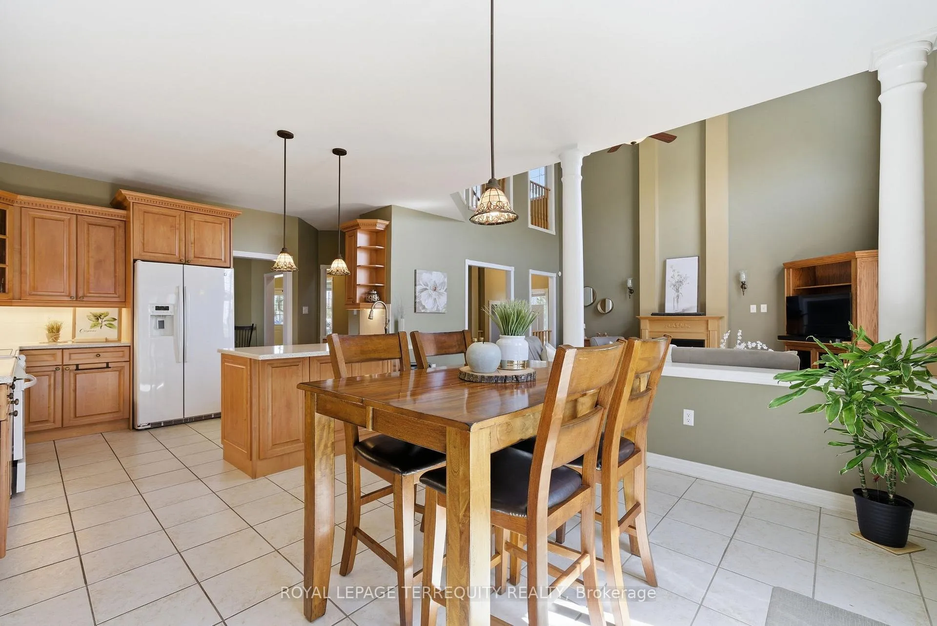 Photo 20 of 20 Selkirk Drive, Whitby, Brooklin — HOMEH