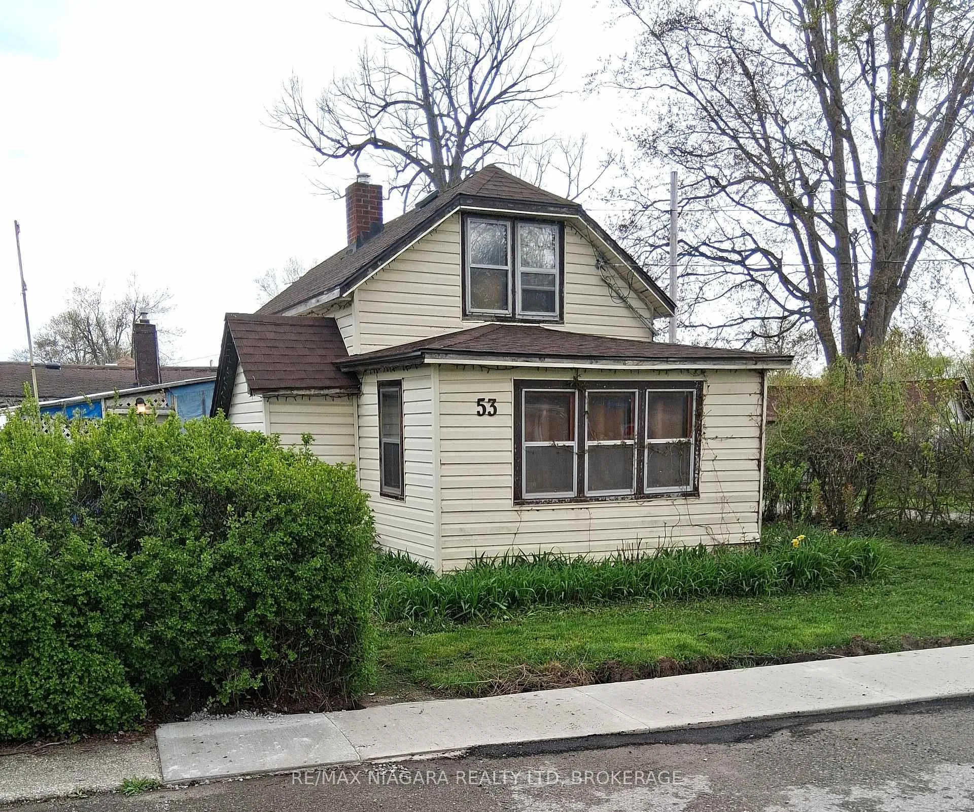 Photo of 53 Cambridge Road E