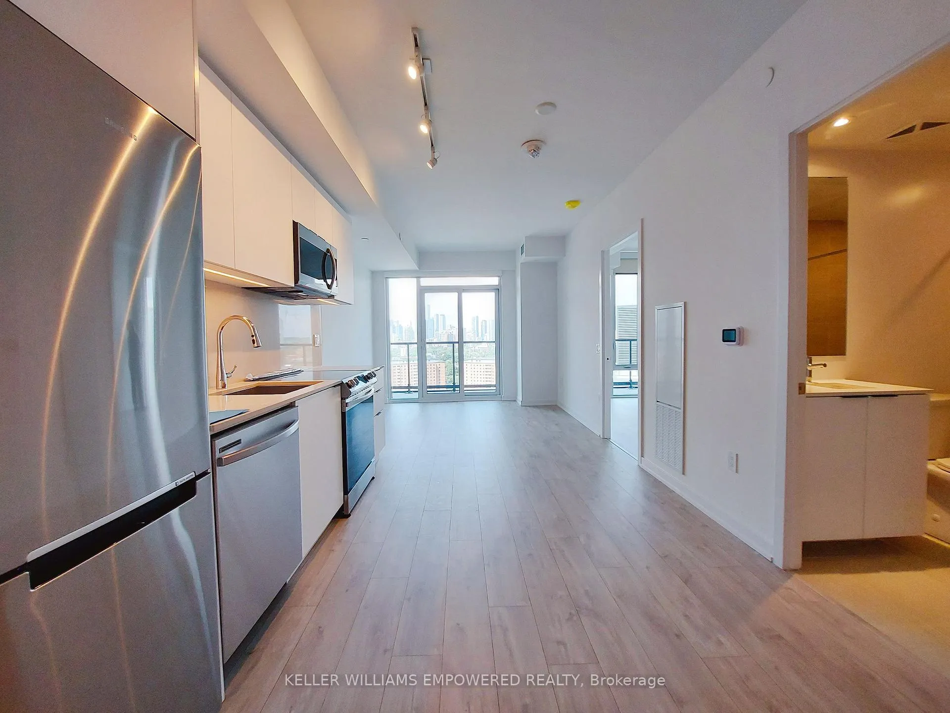 Photo 5 of Unit 2110, 48 Power Street, Toronto, Moss Park — HOMEH