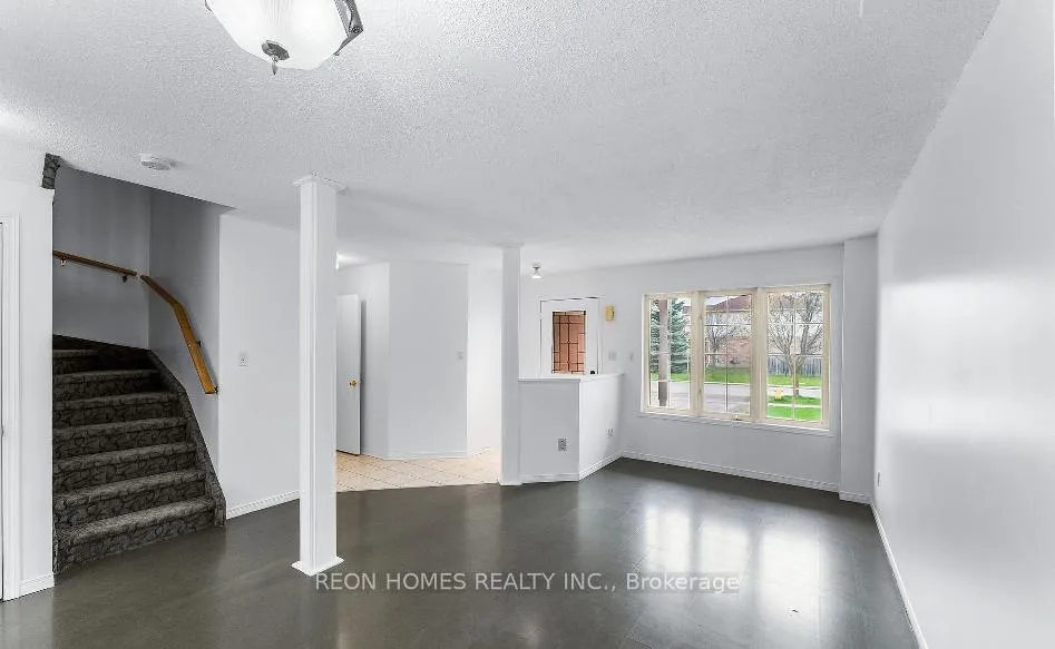 Photo 6 of 1885 Dalhousie Crescent, Oshawa, Samac — HOMEH