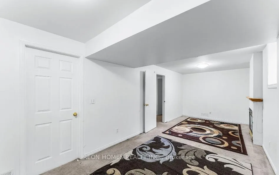 Photo 24 of 1885 Dalhousie Crescent, Oshawa, Samac — HOMEH