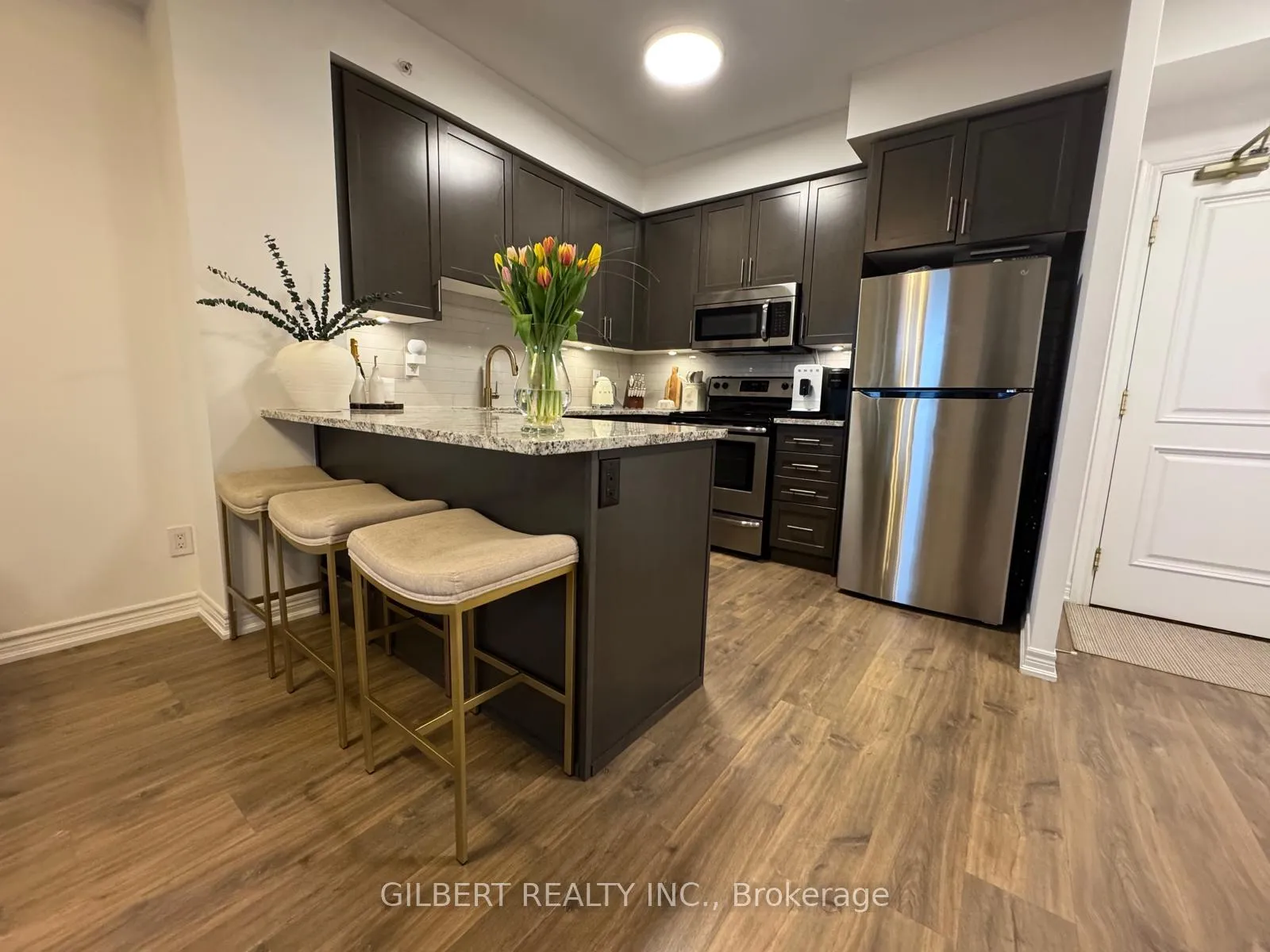Photo 8 of Unit 907, 9255 Jane Street, Vaughan, Maple — HOMEH