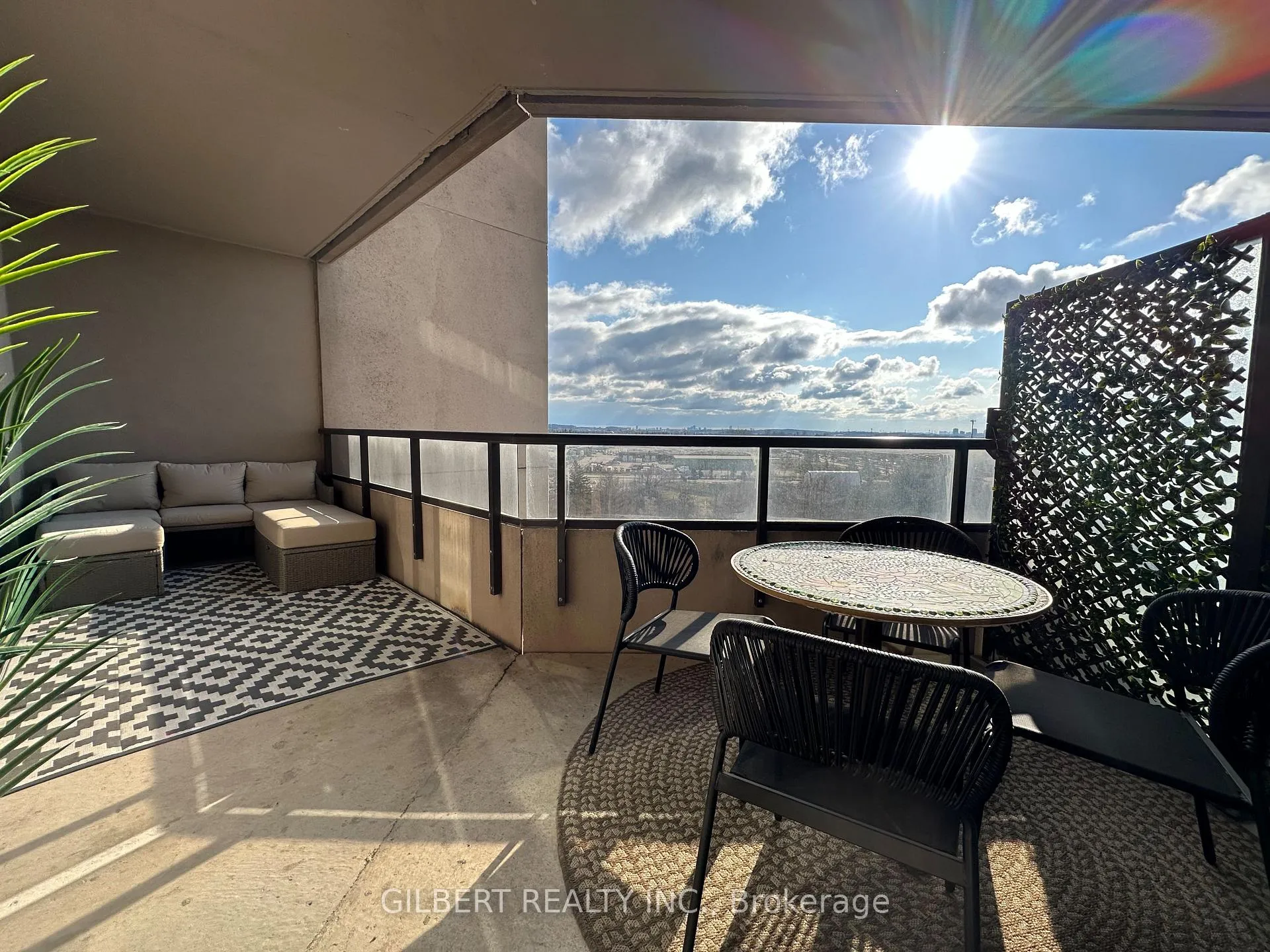 Photo 16 of Unit 907, 9255 Jane Street, Vaughan, Maple — HOMEH
