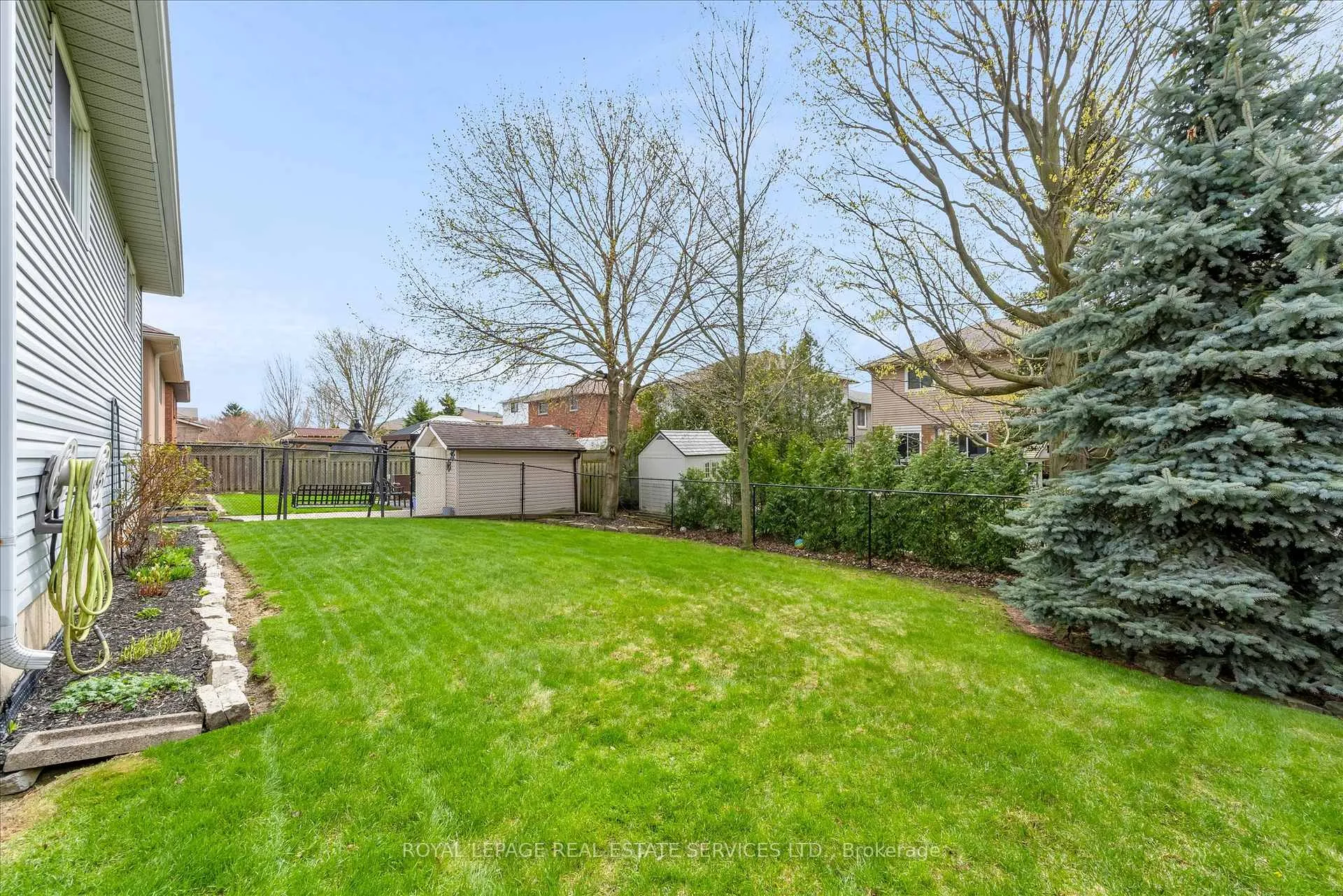 Photo 31 of 67 Loneoak Crescent, Hamilton, Stoney Creek Mountain — HOMEH