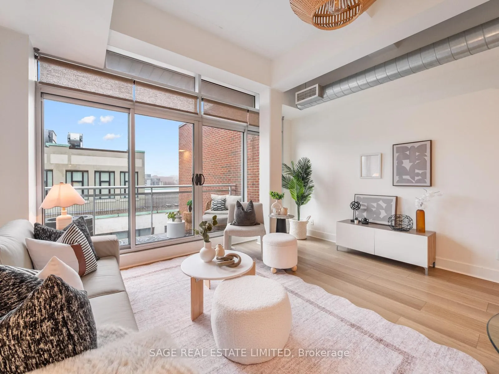 Photo 4 of Unit 811, 233 Carlaw Avenue, Toronto, South Riverdale — HOMEH