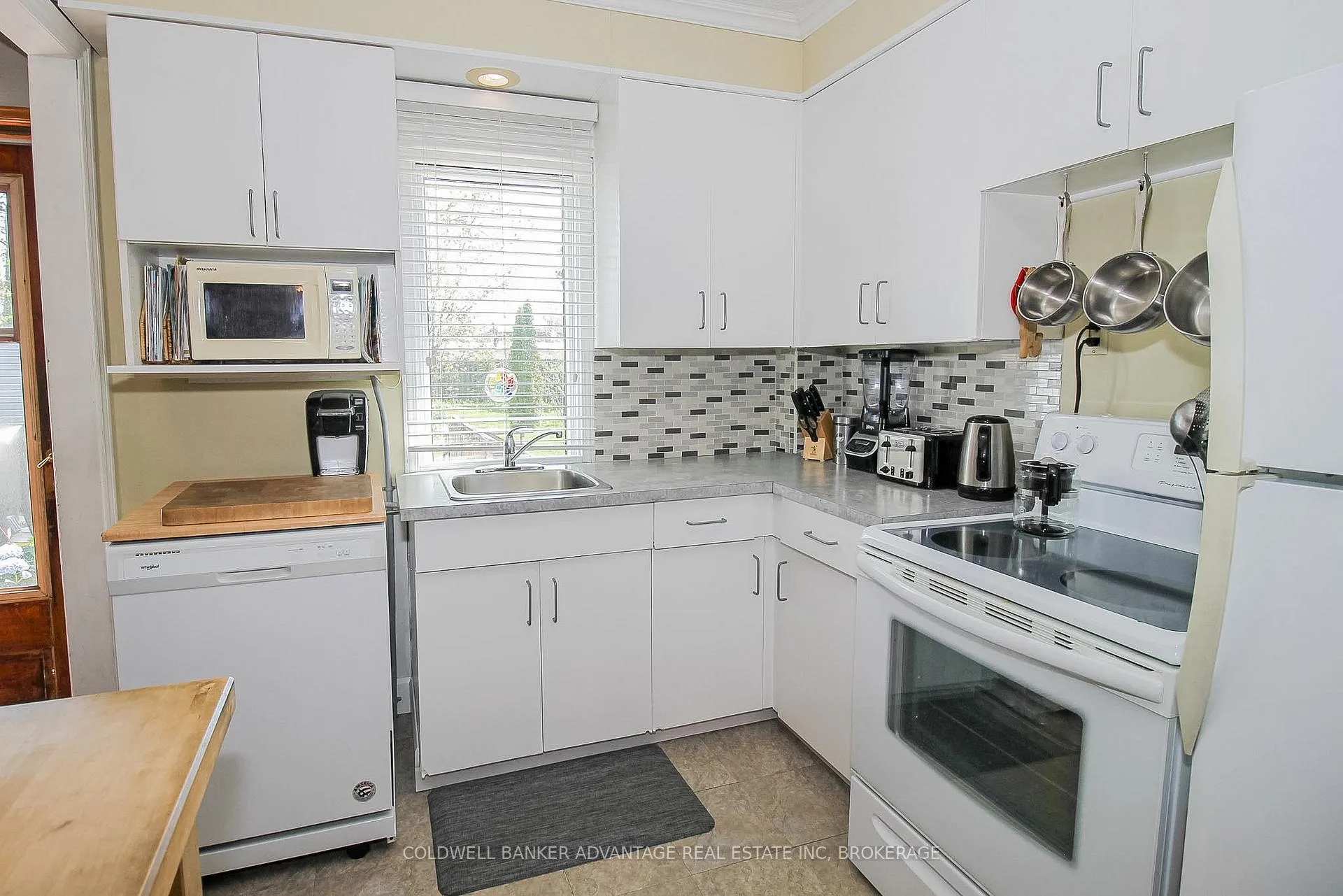 Photo 9 of 628 Clare Avenue, Welland, N. Welland — HOMEH
