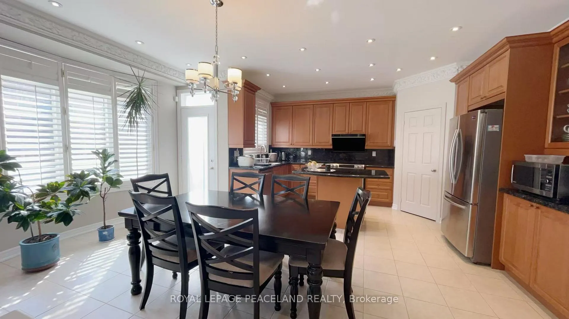 Photo 7 of 23 Halldorson Avenue, Aurora, Bayview Northeast — HOMEH