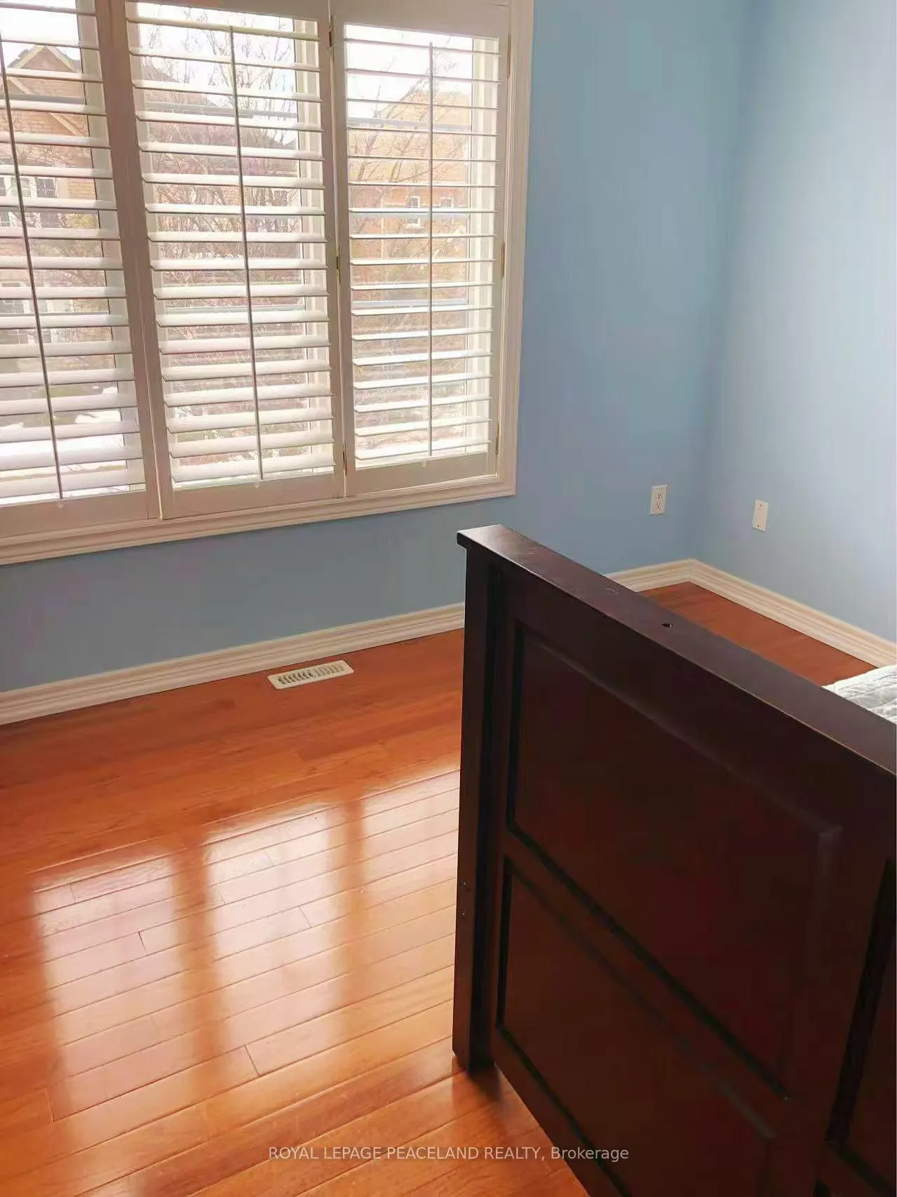 Photo 11 of 23 Halldorson Avenue, Aurora, Bayview Northeast — HOMEH