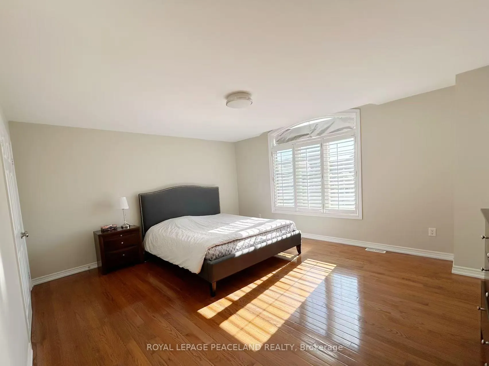 Photo 13 of 23 Halldorson Avenue, Aurora, Bayview Northeast — HOMEH