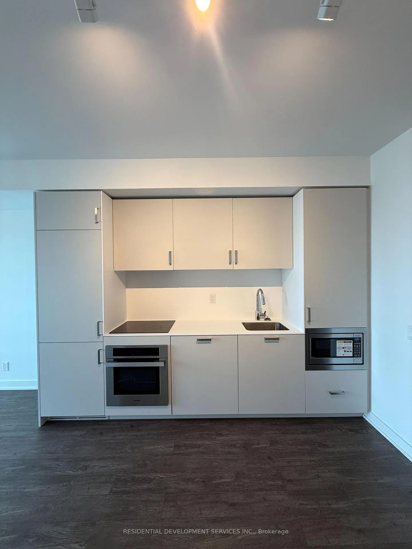 Photo 5 of Unit 2708, 88 Queen Street, Toronto, Church-Yonge Corridor — HOMEH