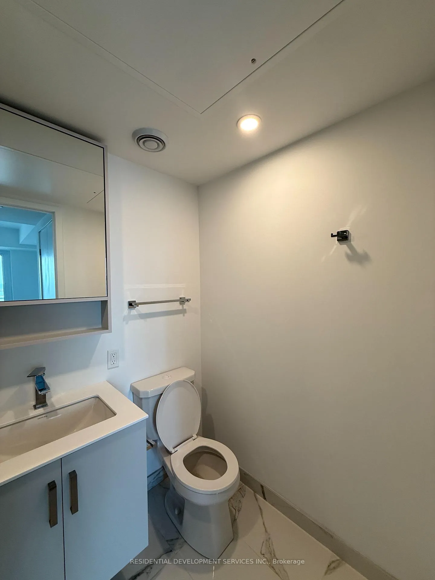 Photo 7 of Unit 2708, 88 Queen Street, Toronto, Church-Yonge Corridor — HOMEH
