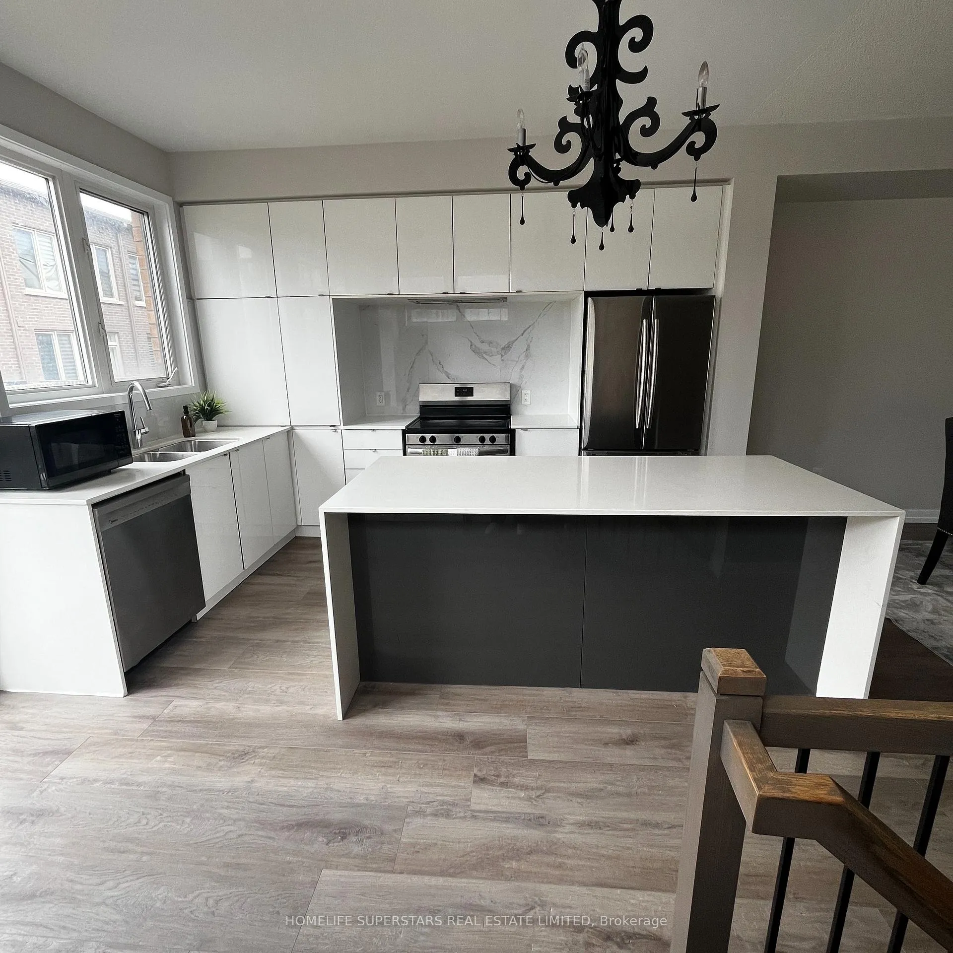 Photo 5 of 169 Sabina Drive, Oakville, Glenorchy — HOMEH