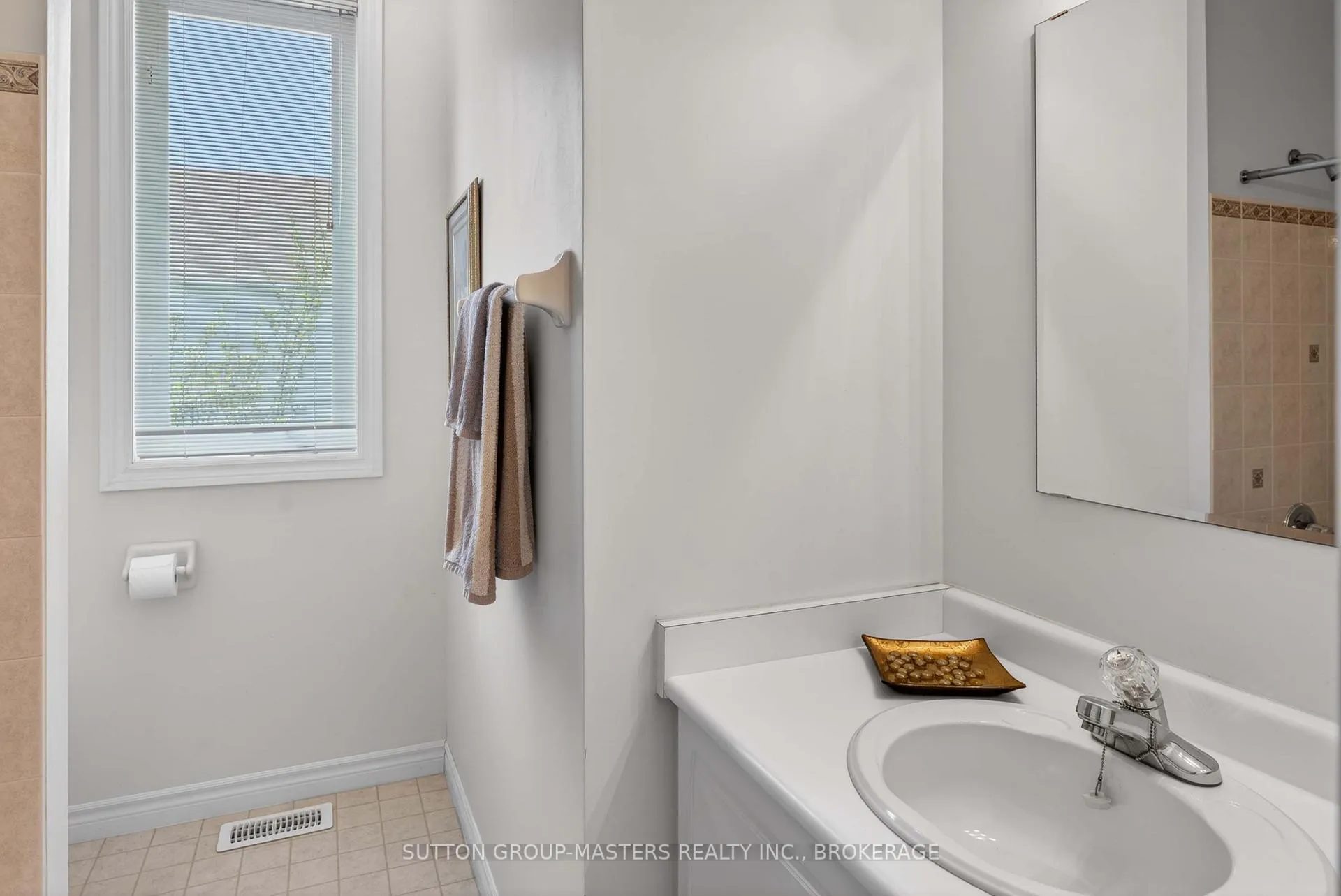 Photo 11 of 104 Abbey Dawn Drive, Loyalist, Bath — HOMEH