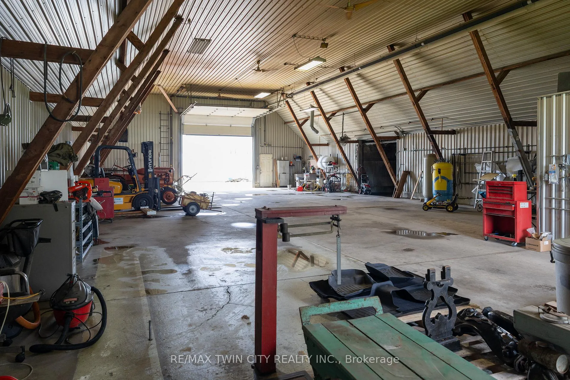 Photo 11 of 331 Middle Townline Road, Brant, Burford — HOMEH