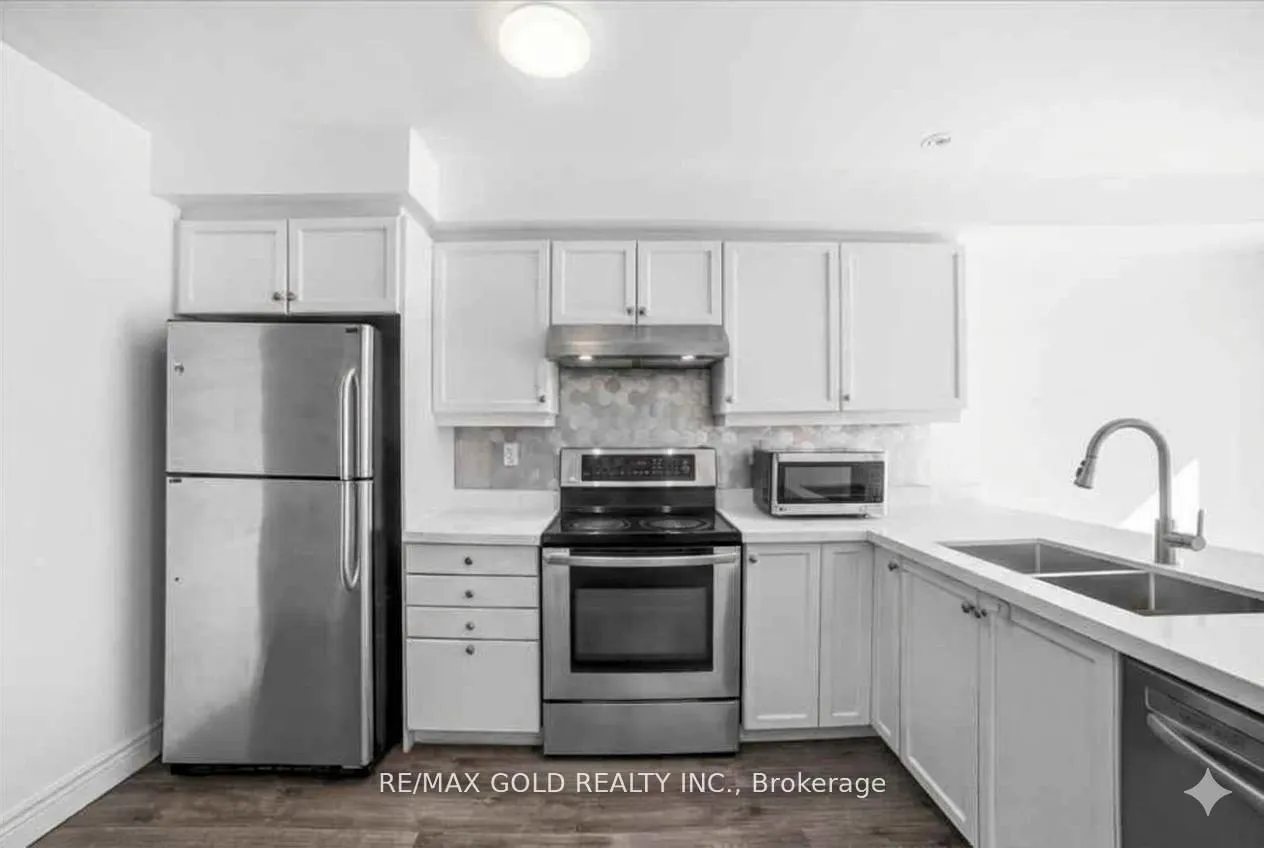 Photo 4 of 51 Bradley Avenue, Hamilton, Binbrook — HOMEH