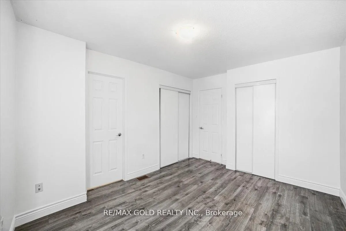 Photo 14 of 51 Bradley Avenue, Hamilton, Binbrook — HOMEH