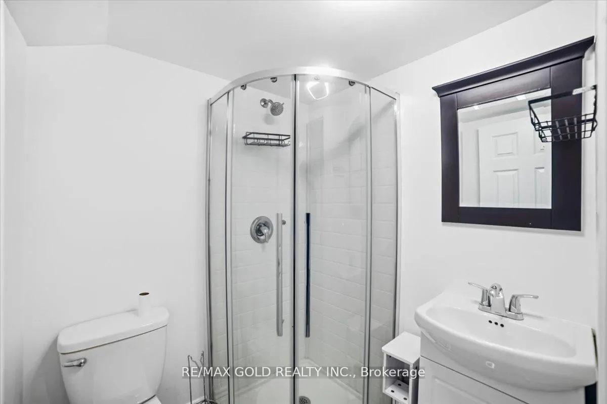 Photo 24 of 51 Bradley Avenue, Hamilton, Binbrook — HOMEH