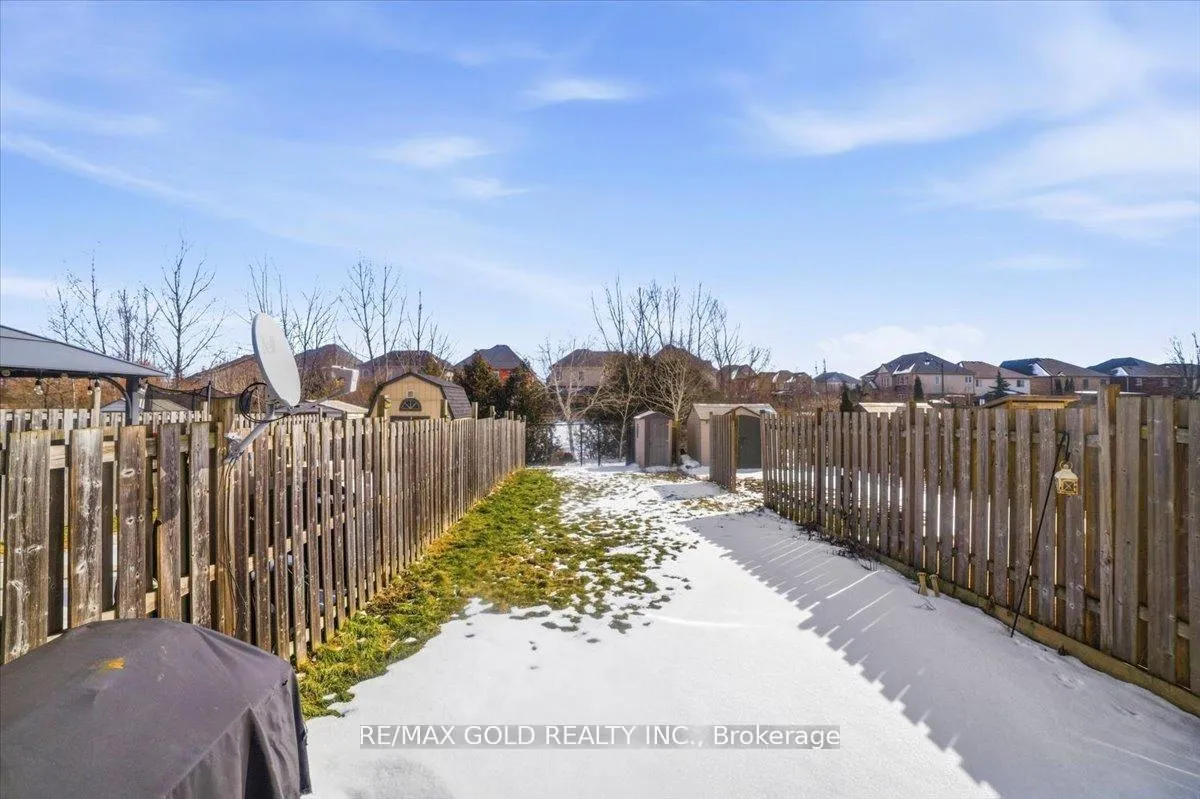 Photo 29 of 51 Bradley Avenue, Hamilton, Binbrook — HOMEH